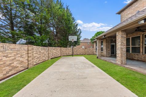 7096 Carmona Grand Prairie TX 75054