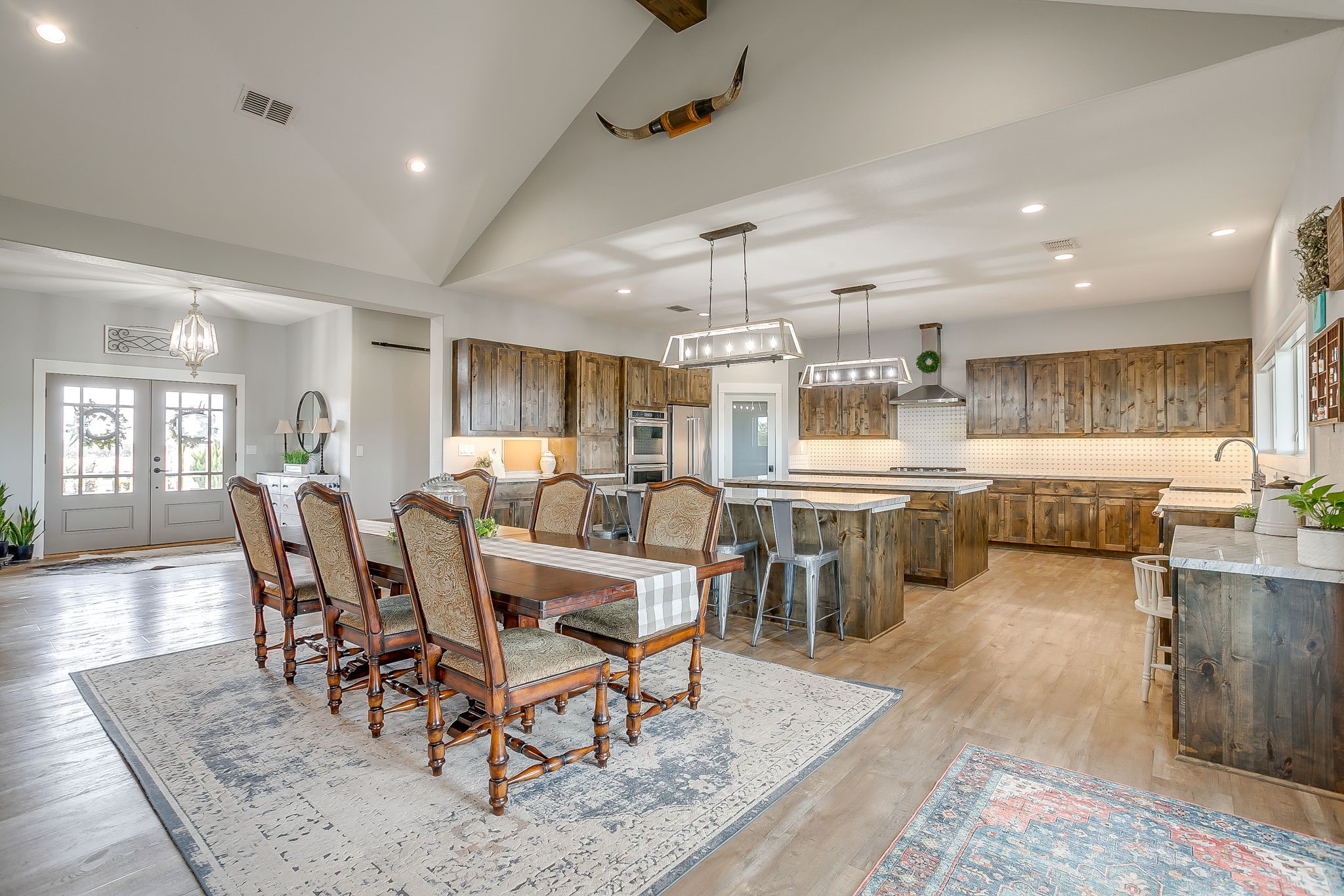 19611 N County Line Road Ponder TX 76259