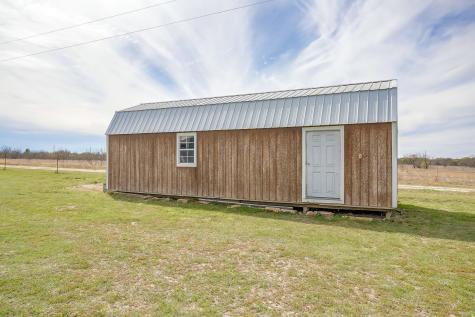 19611 N County Line Road Ponder TX 76259