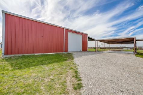 19611 N County Line Road Ponder TX 76259