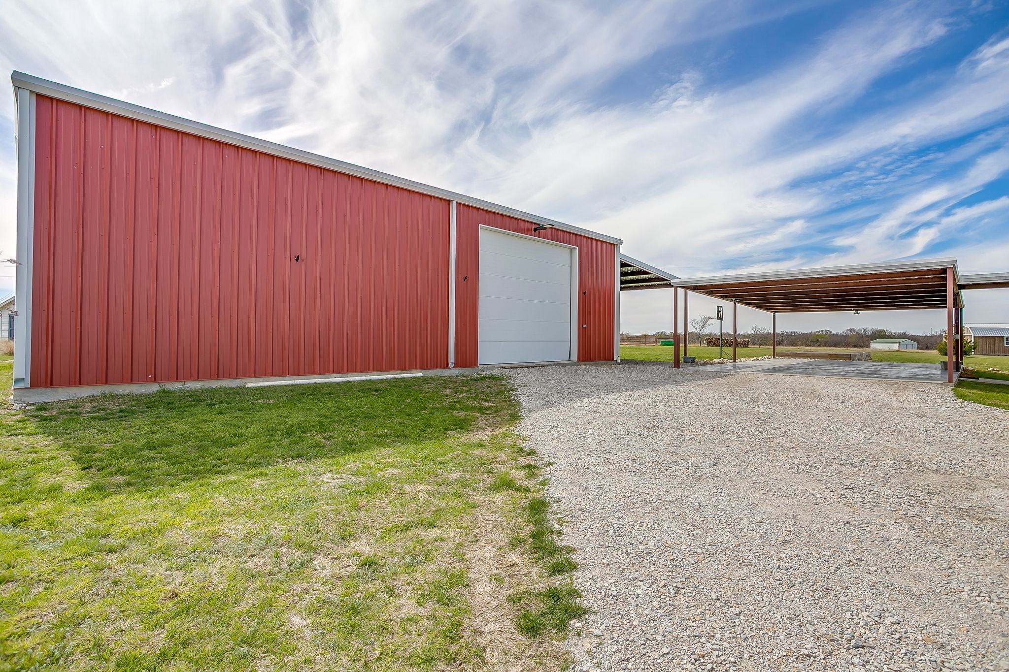 19611 N County Line Road Ponder TX 76259