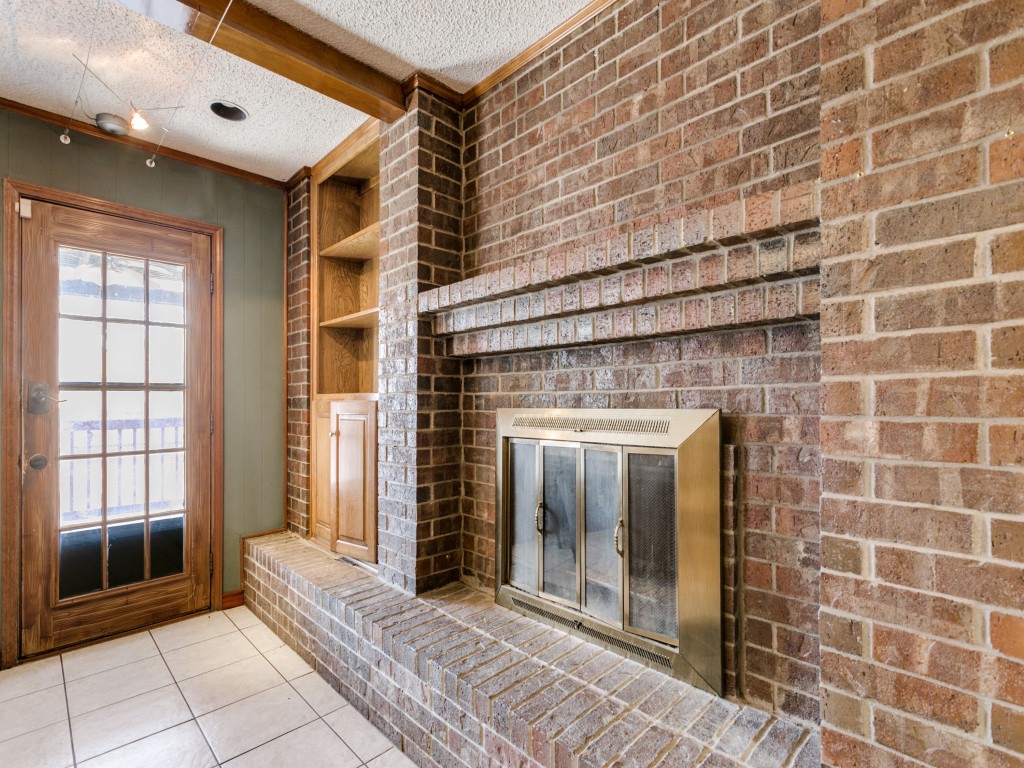 1311 Oak Timber Drive Euless TX 76039