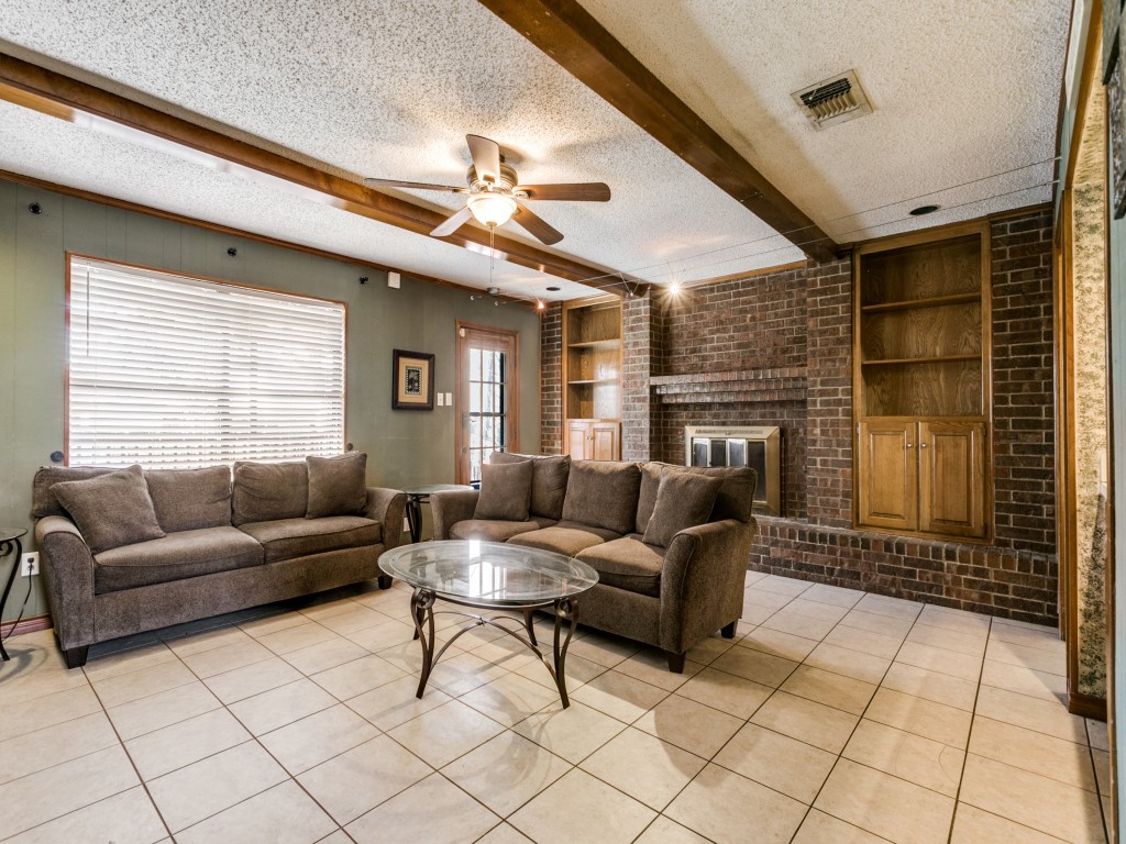 1311 Oak Timber Drive Euless TX 76039