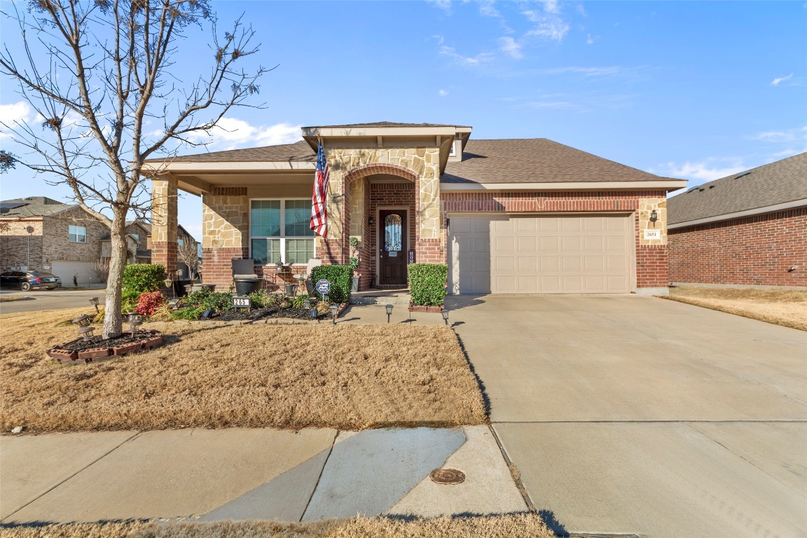 2651 Brookvalley Lane Grand Prairie TX 75052