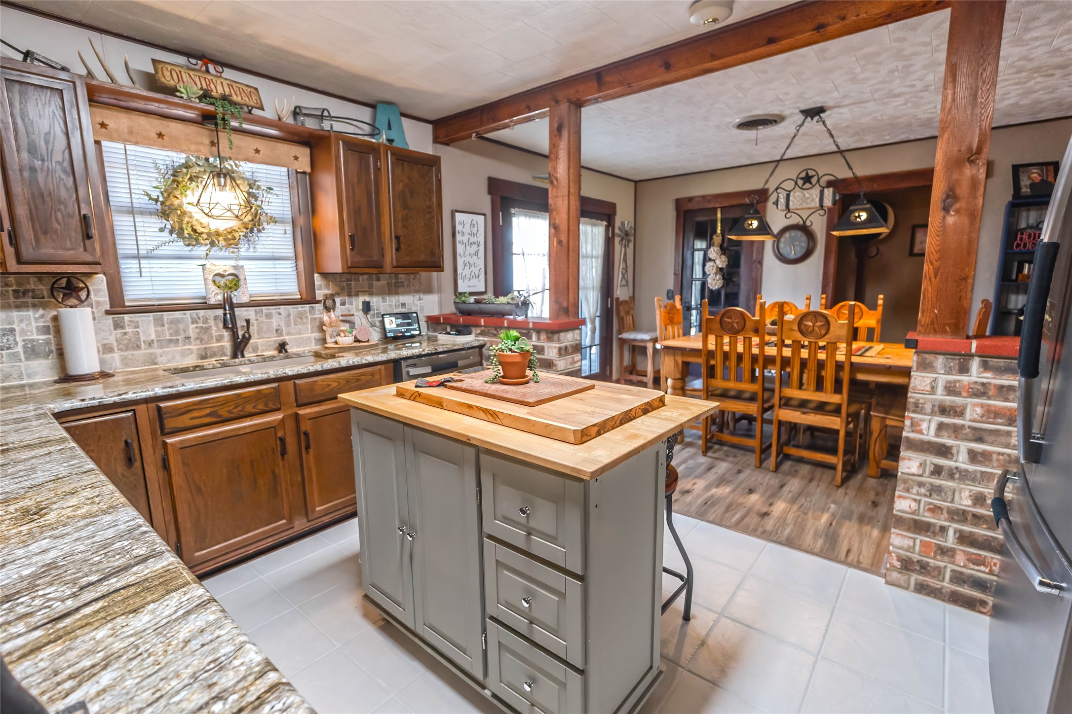 978 Longbranch Road Nocona TX 76255