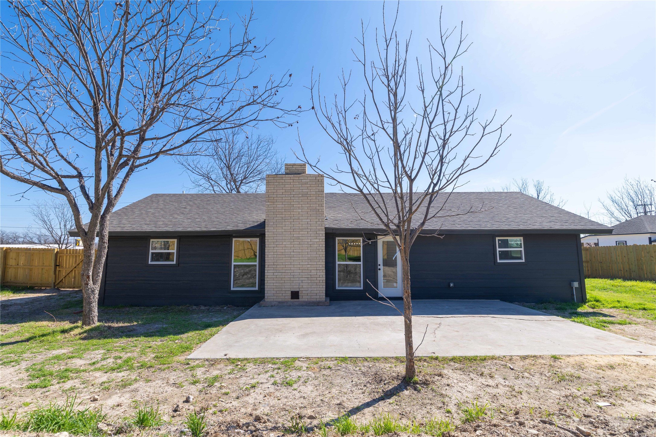 603 N Pearl Street Comanche TX 76442