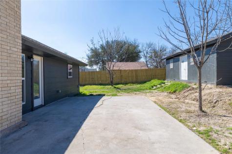 603 N Pearl Street Comanche TX 76442