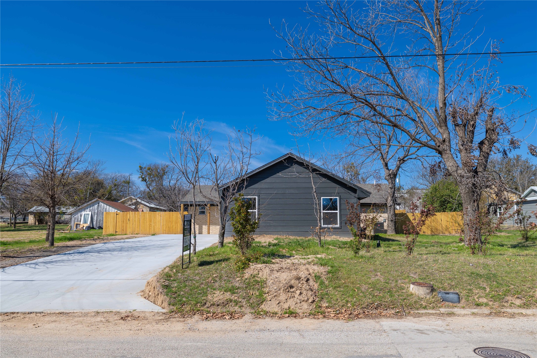 603 N Pearl Street Comanche TX 76442