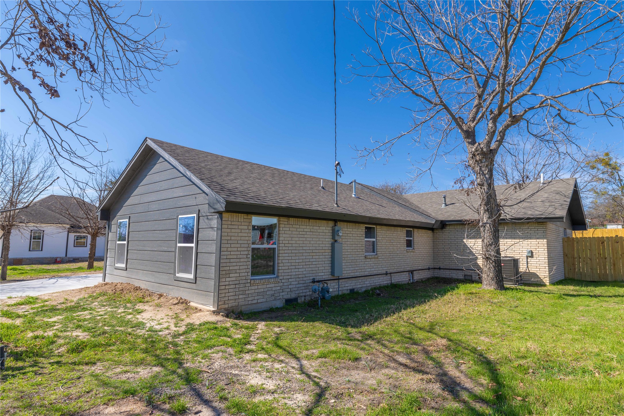 603 N Pearl Street Comanche TX 76442