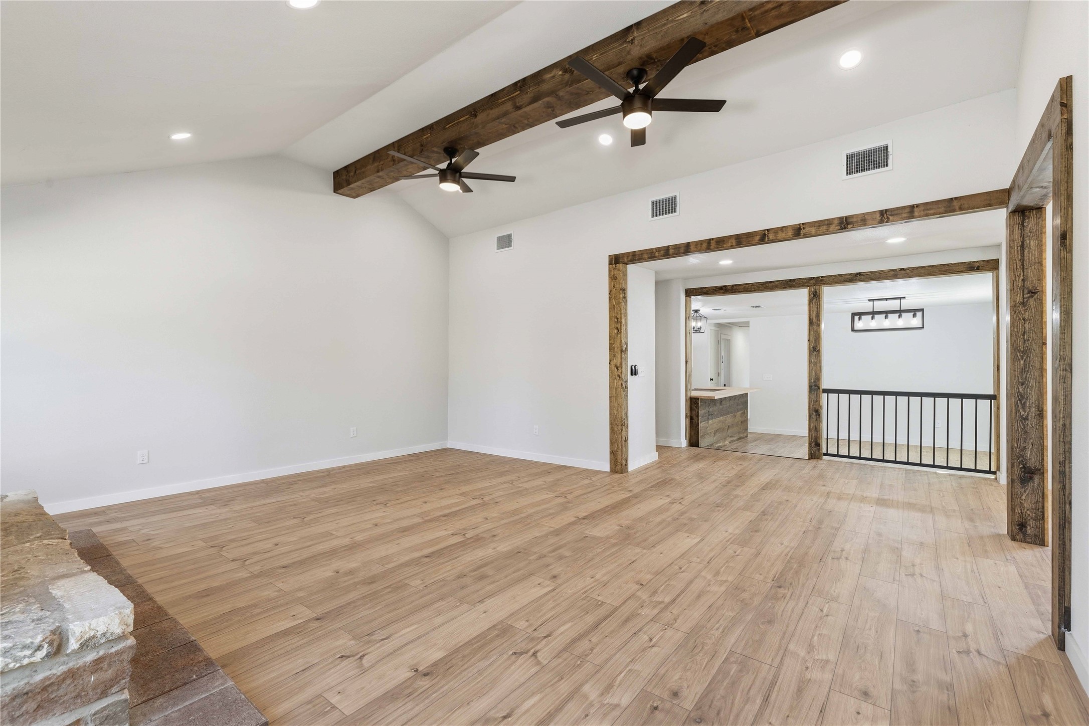 603 N Pearl Street Comanche TX 76442