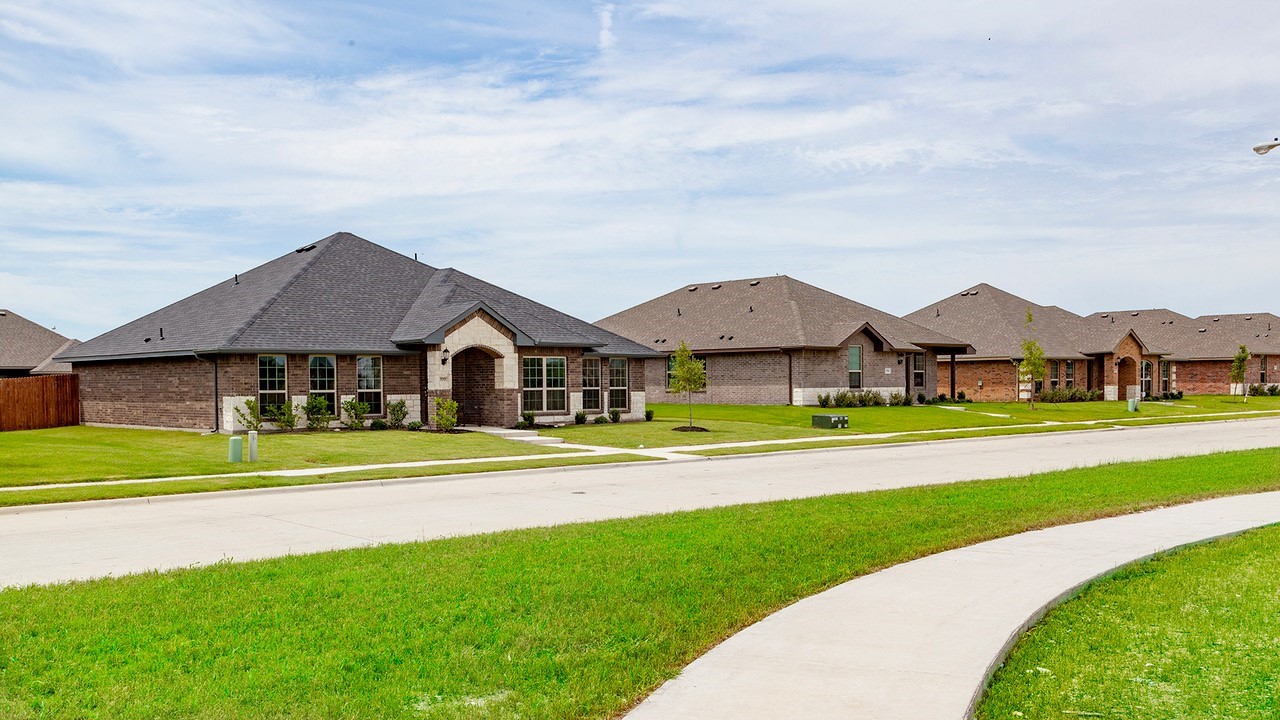 1513 Grimmauld Place Waxahachie TX 75165
