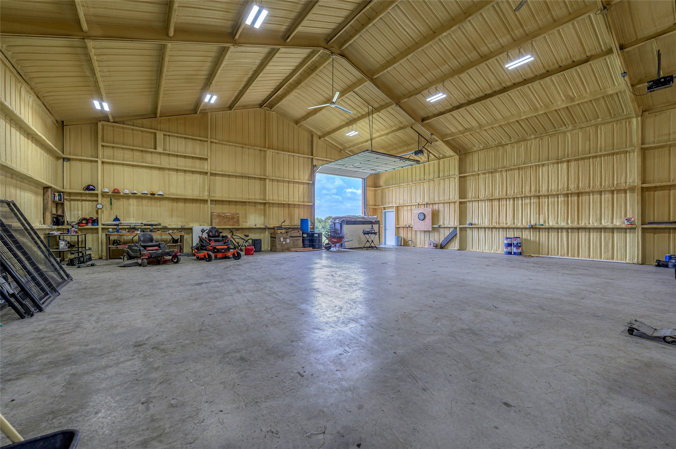 1061 Oxford Crossing Road Van Alstyne TX 75495