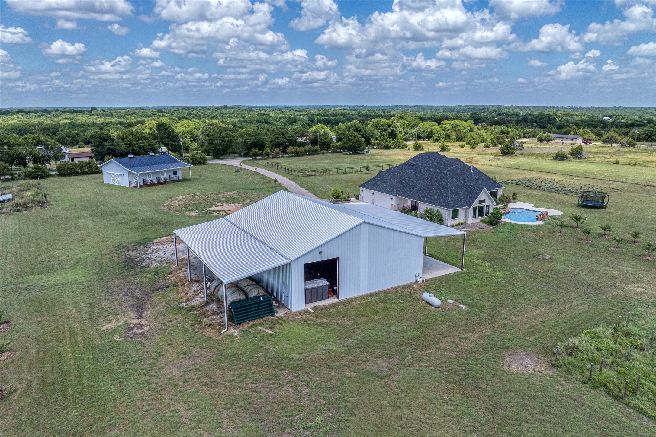 1061 Oxford Crossing Road Van Alstyne TX 75495
