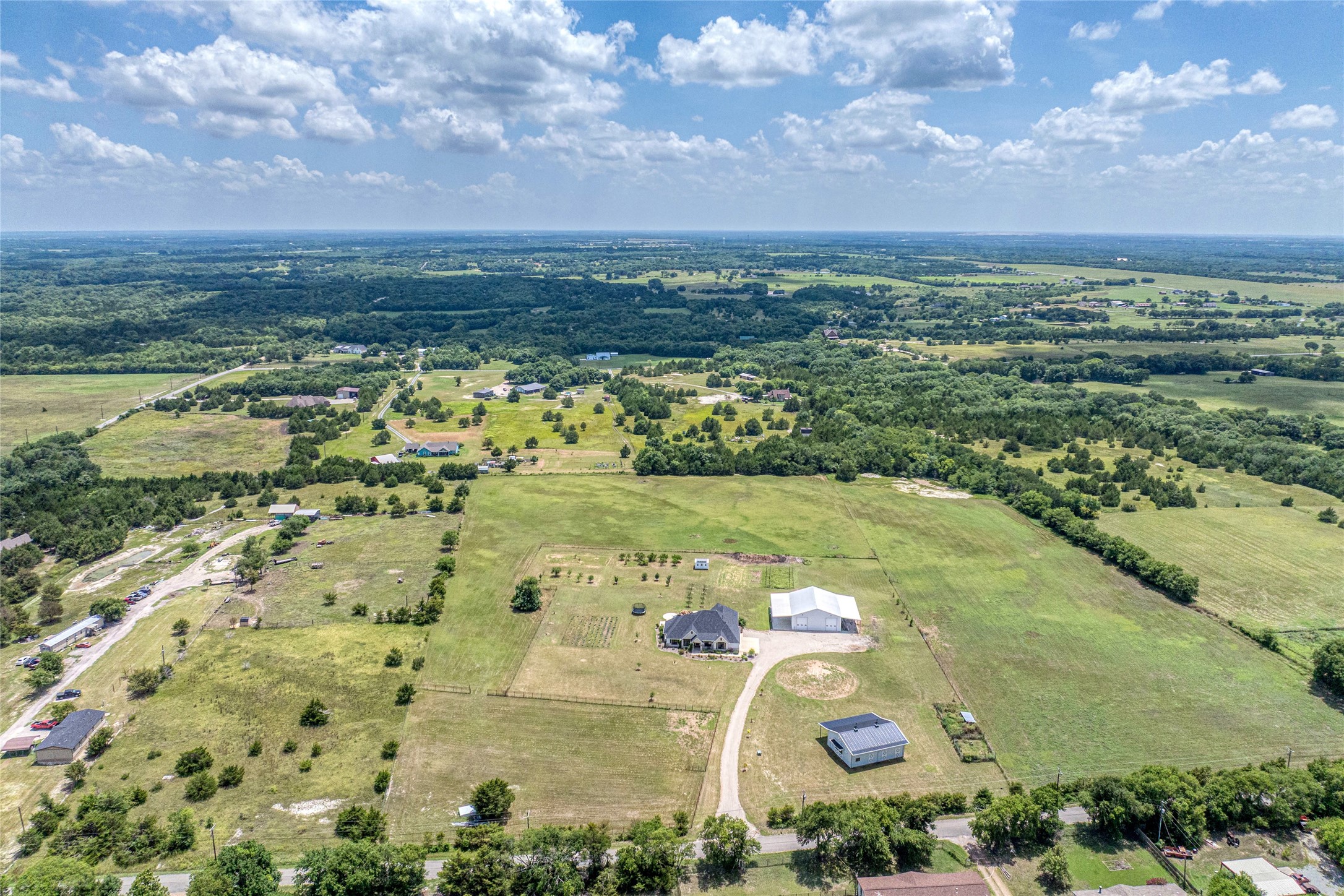 1061 Oxford Crossing Road Van Alstyne TX 75495