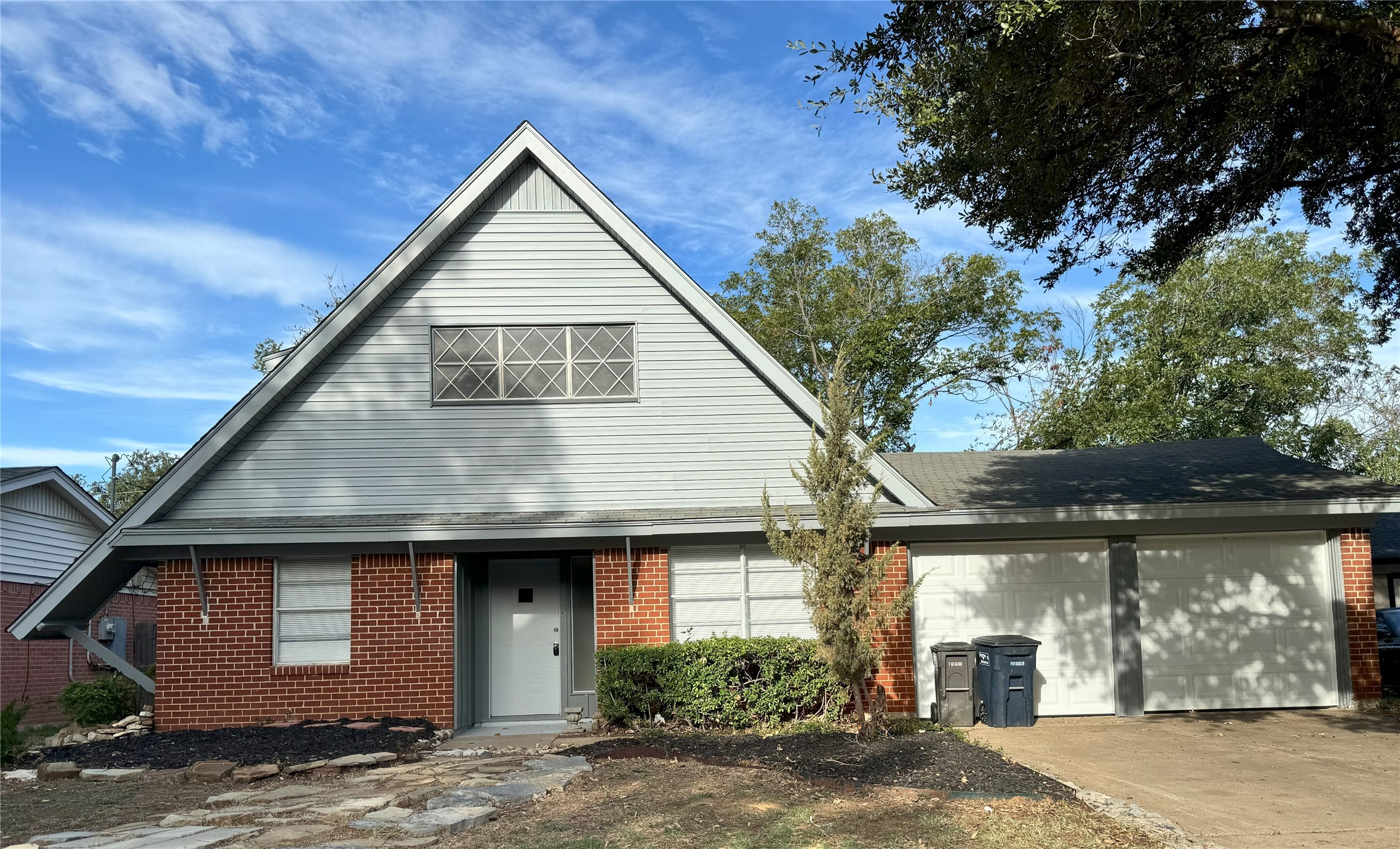 1616 Warren Lane Fort Worth TX 76112