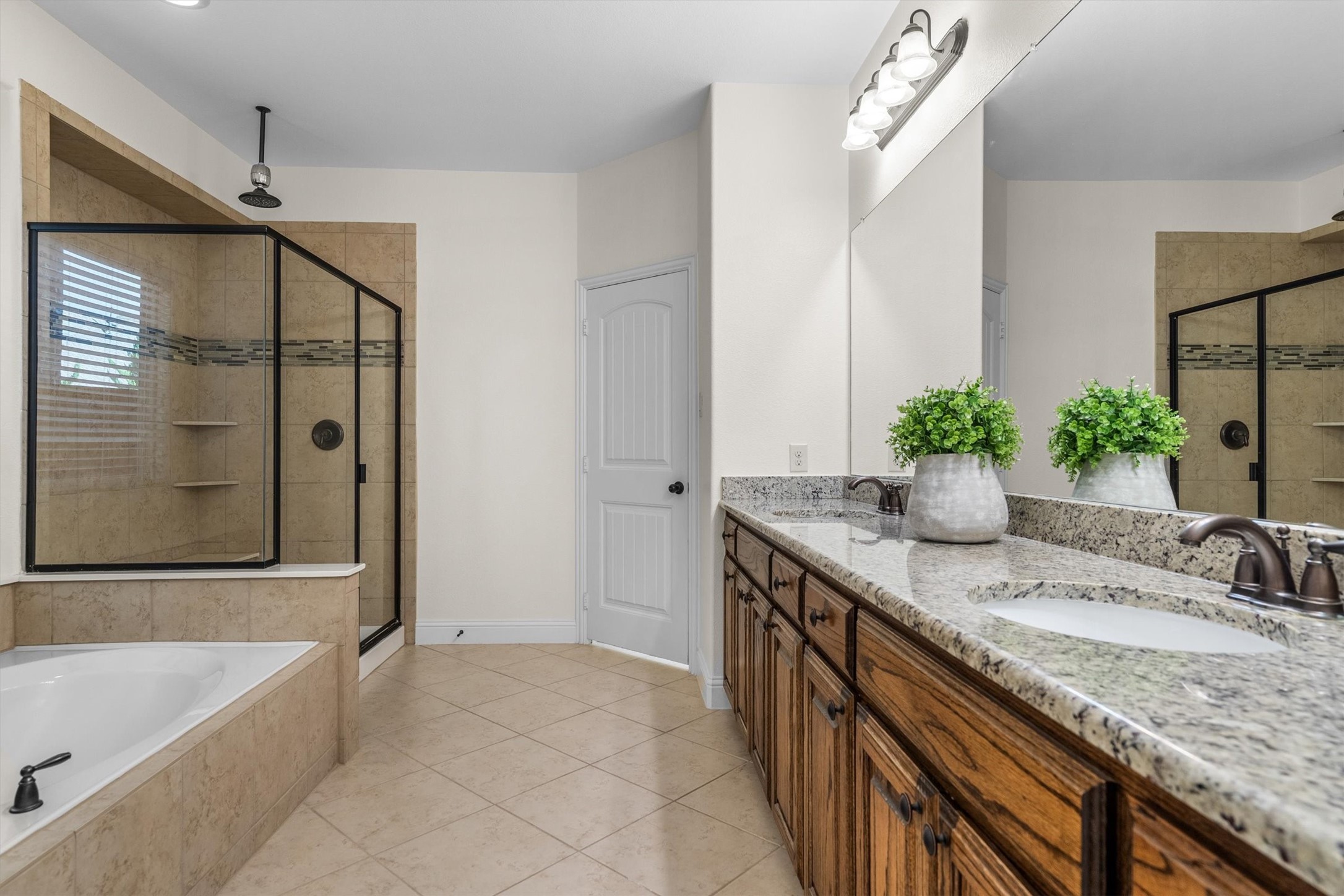 1517 Presley Way Lantana TX 76226