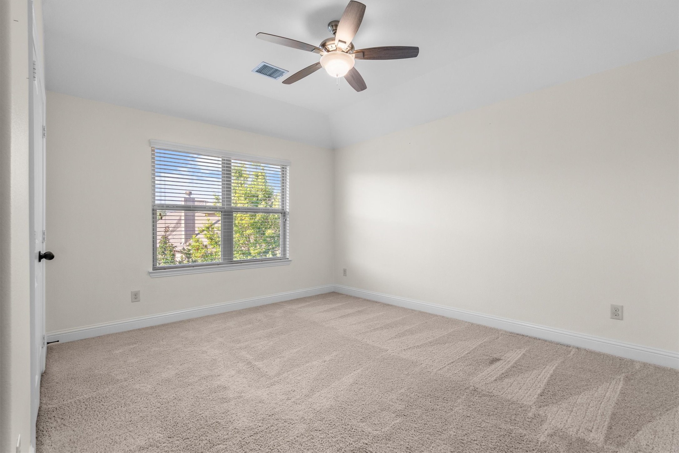 1517 Presley Way Lantana TX 76226