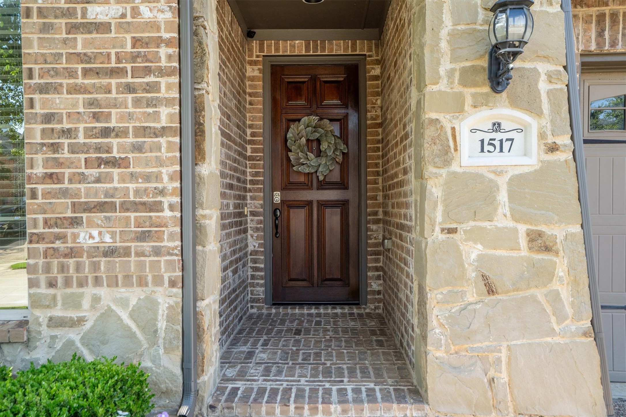 1517 Presley Way Lantana TX 76226