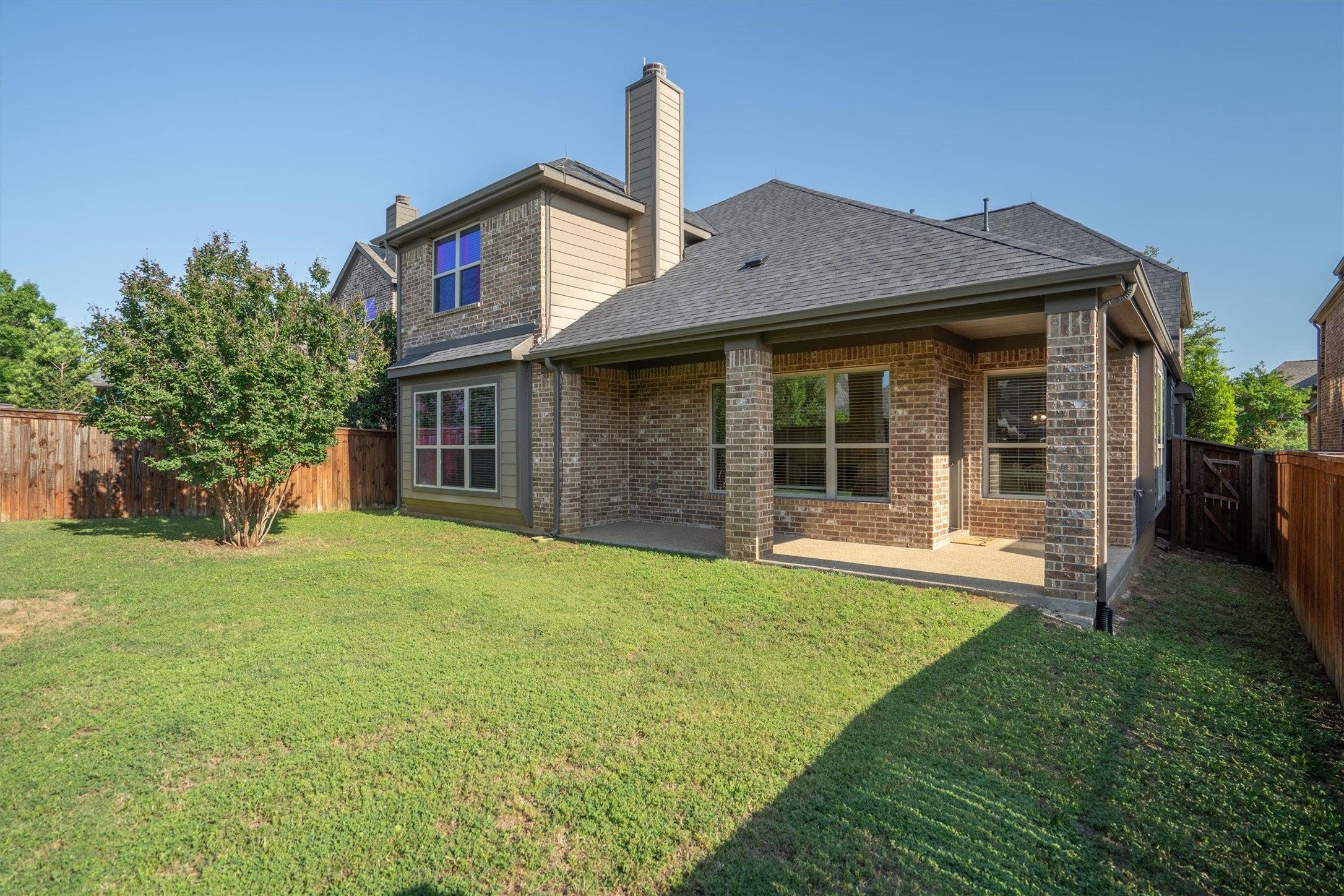 1517 Presley Way Lantana TX 76226