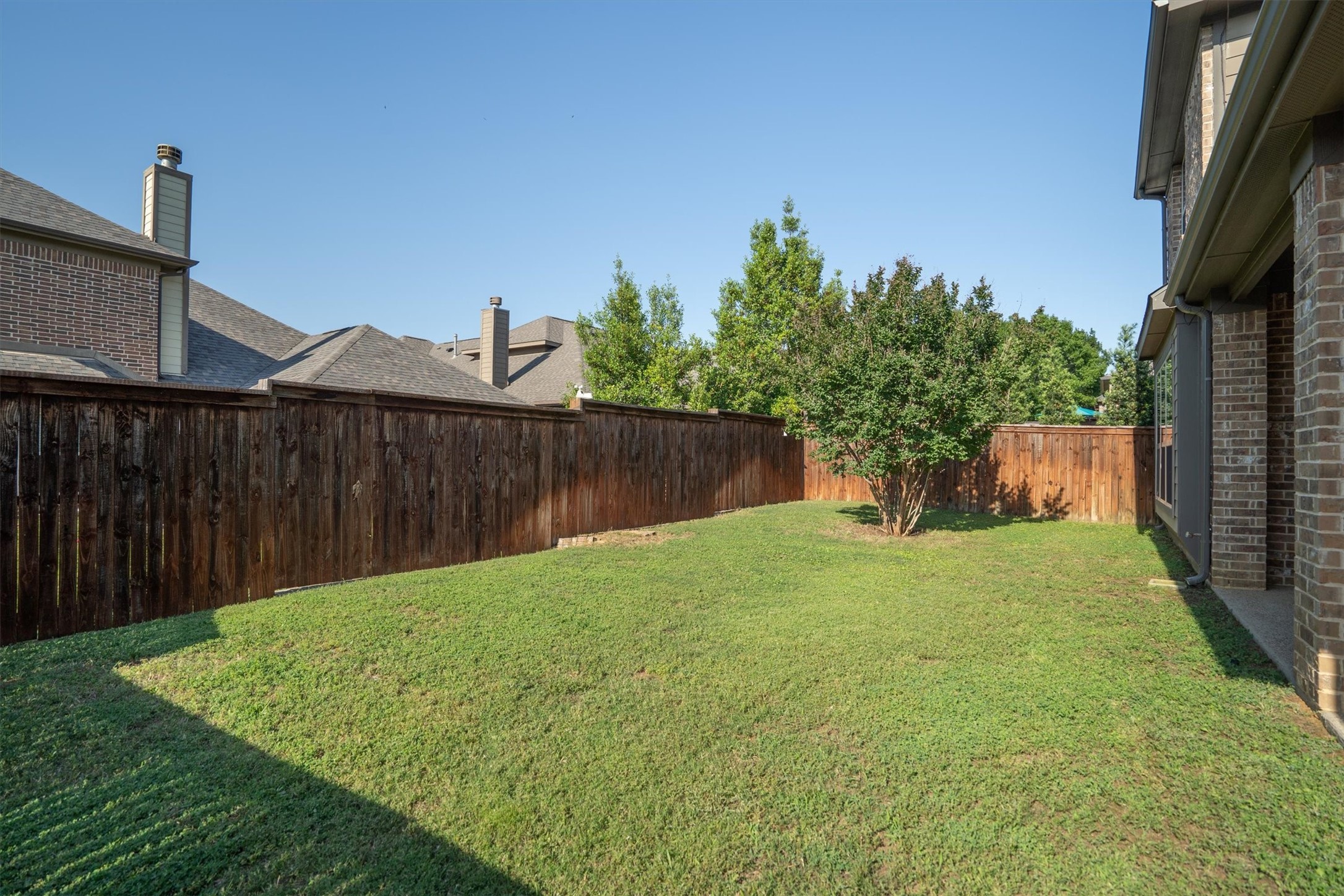 1517 Presley Way Lantana TX 76226
