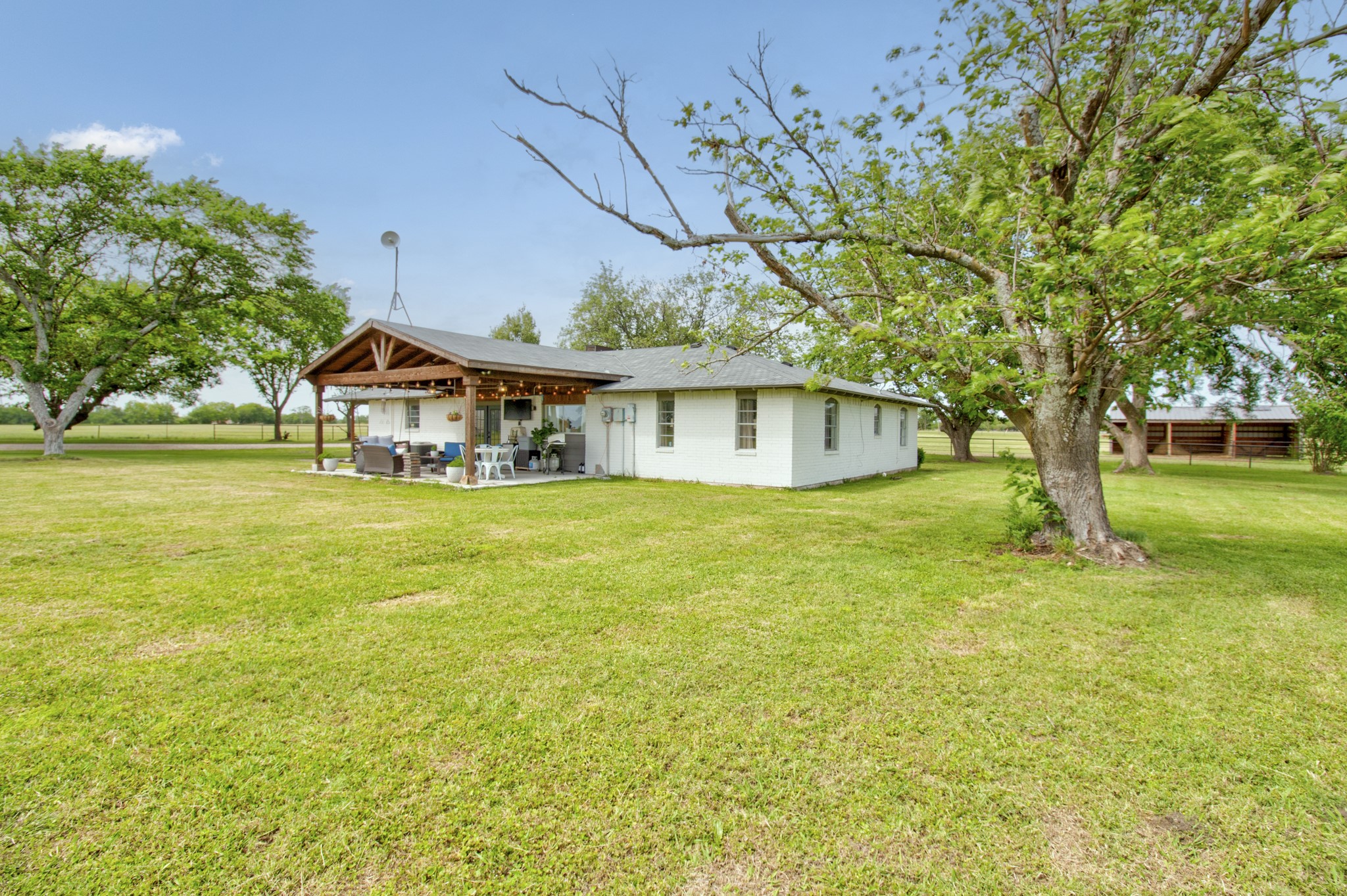 3781 Fm 151 Whitewright TX 75491