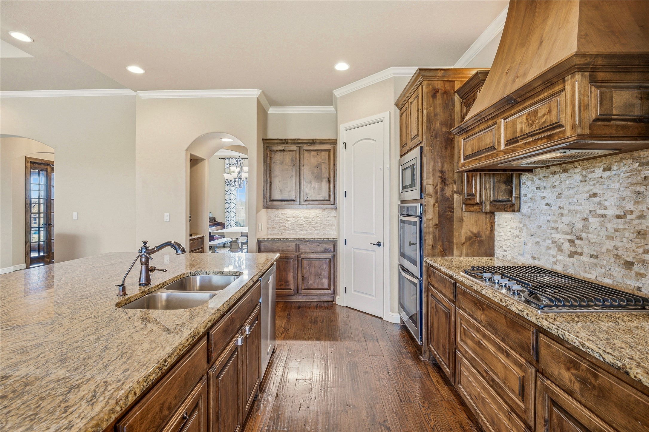 239 Bearclaw Circle Aledo TX 76008