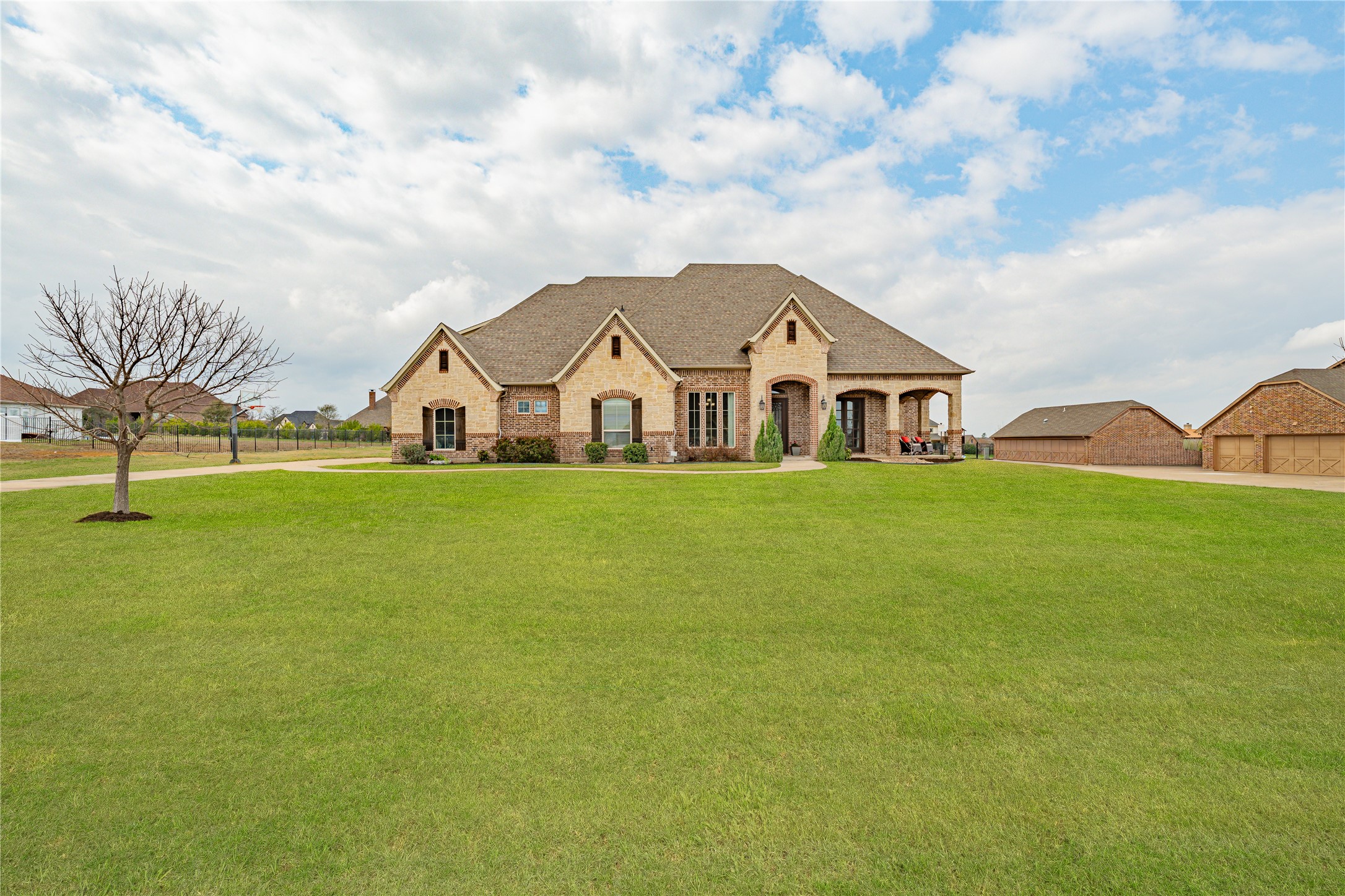 239 Bearclaw Circle Aledo TX 76008