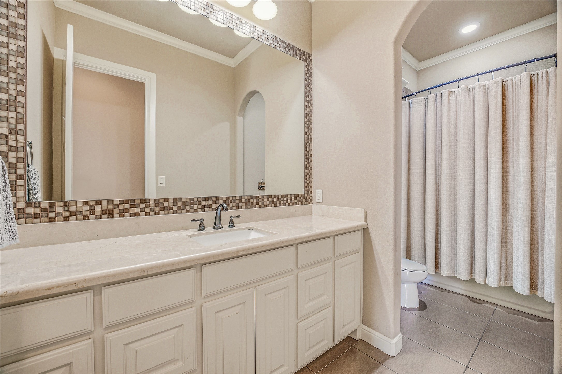 239 Bearclaw Circle Aledo TX 76008