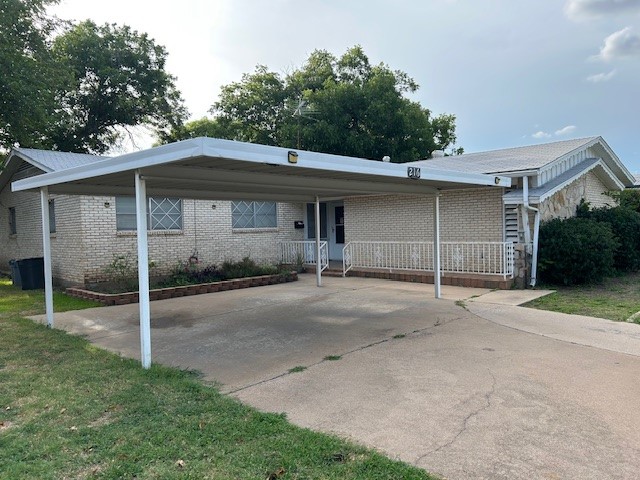 216 Opal Street Saginaw TX 76179