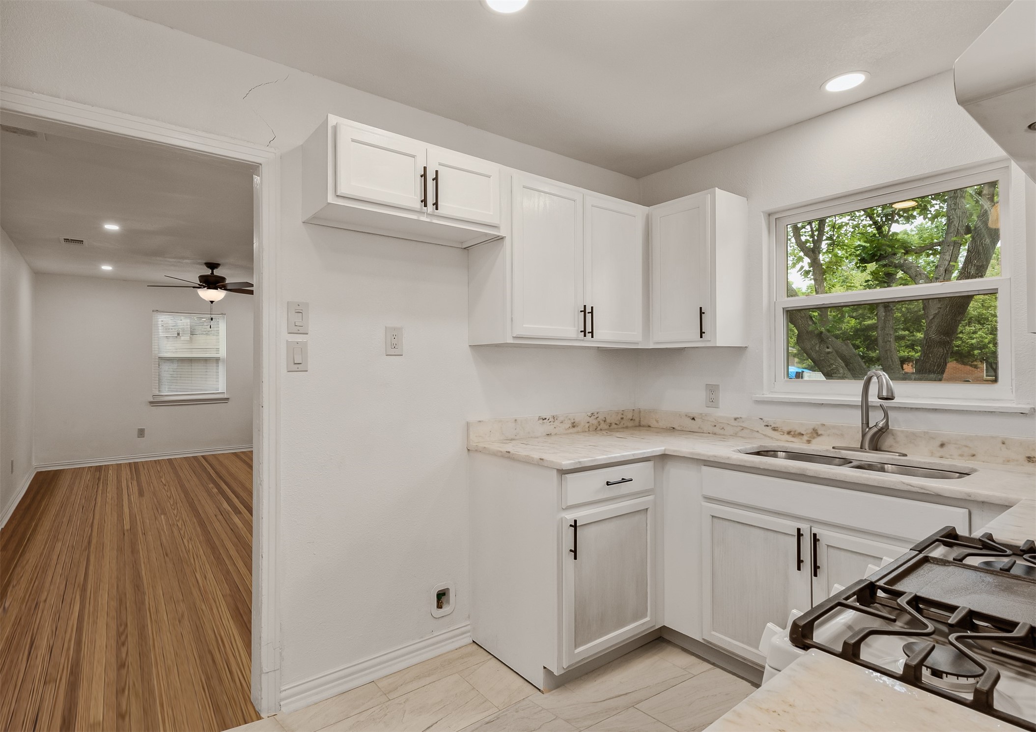 3004 Ballinger Drive Garland TX 75041