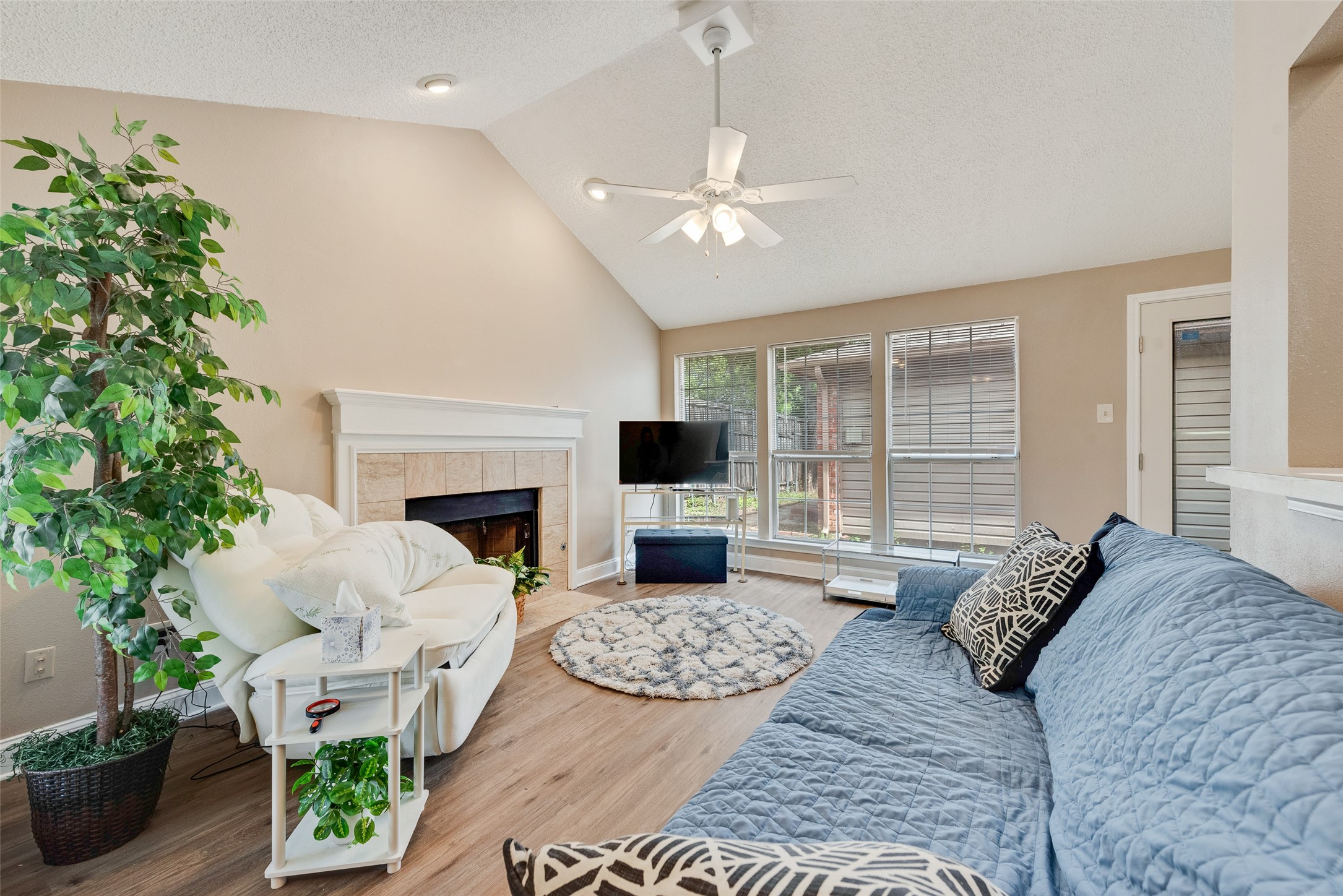 2931 Allister Street Dallas TX 75229
