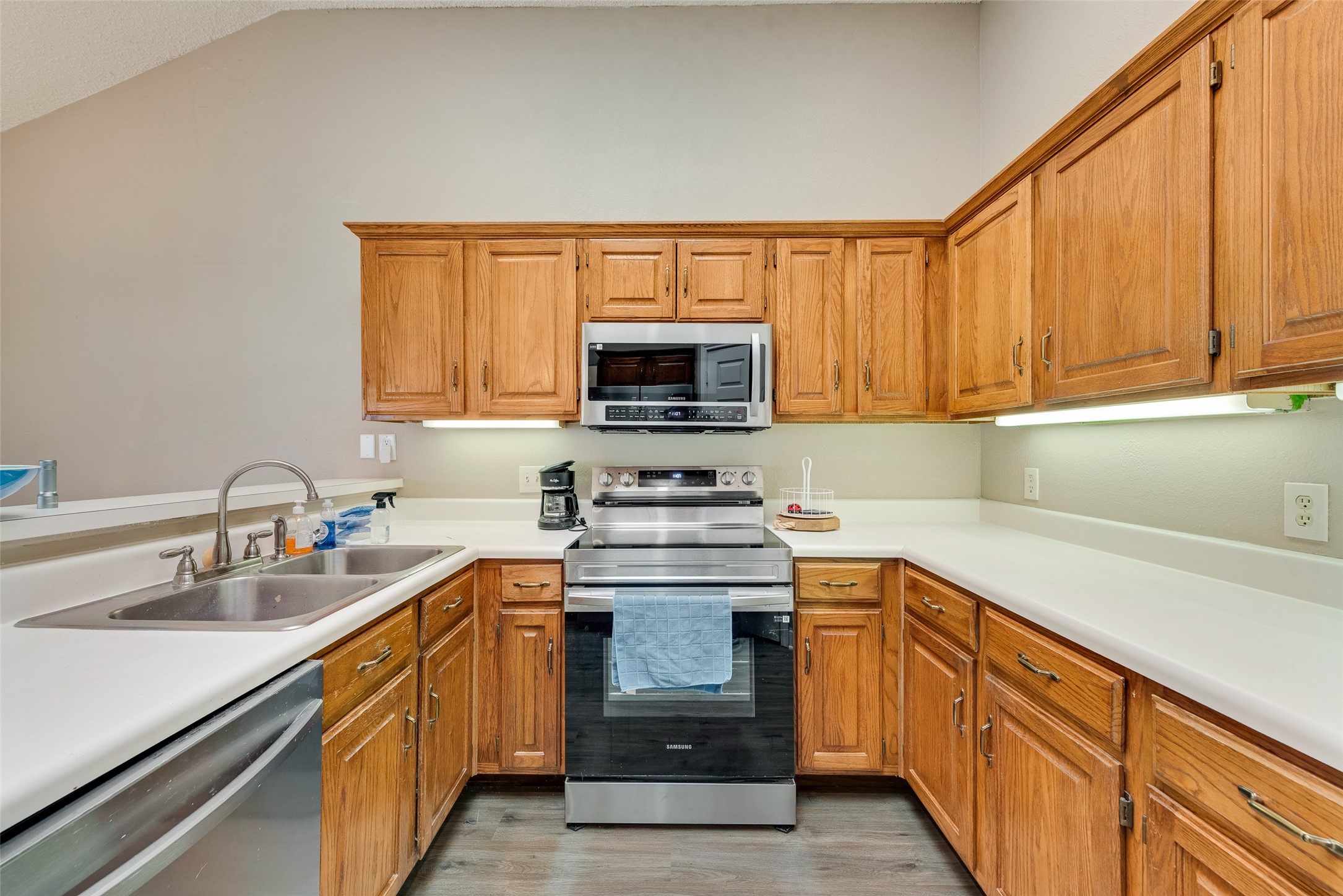2931 Allister Street Dallas TX 75229
