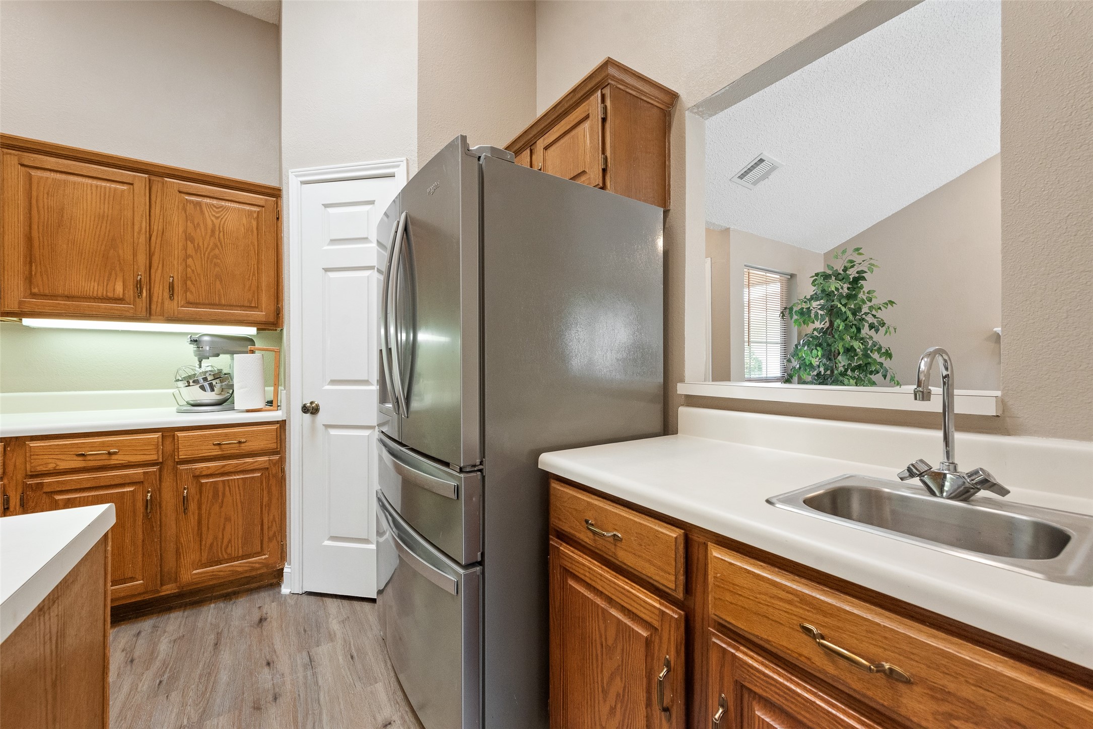 2931 Allister Street Dallas TX 75229