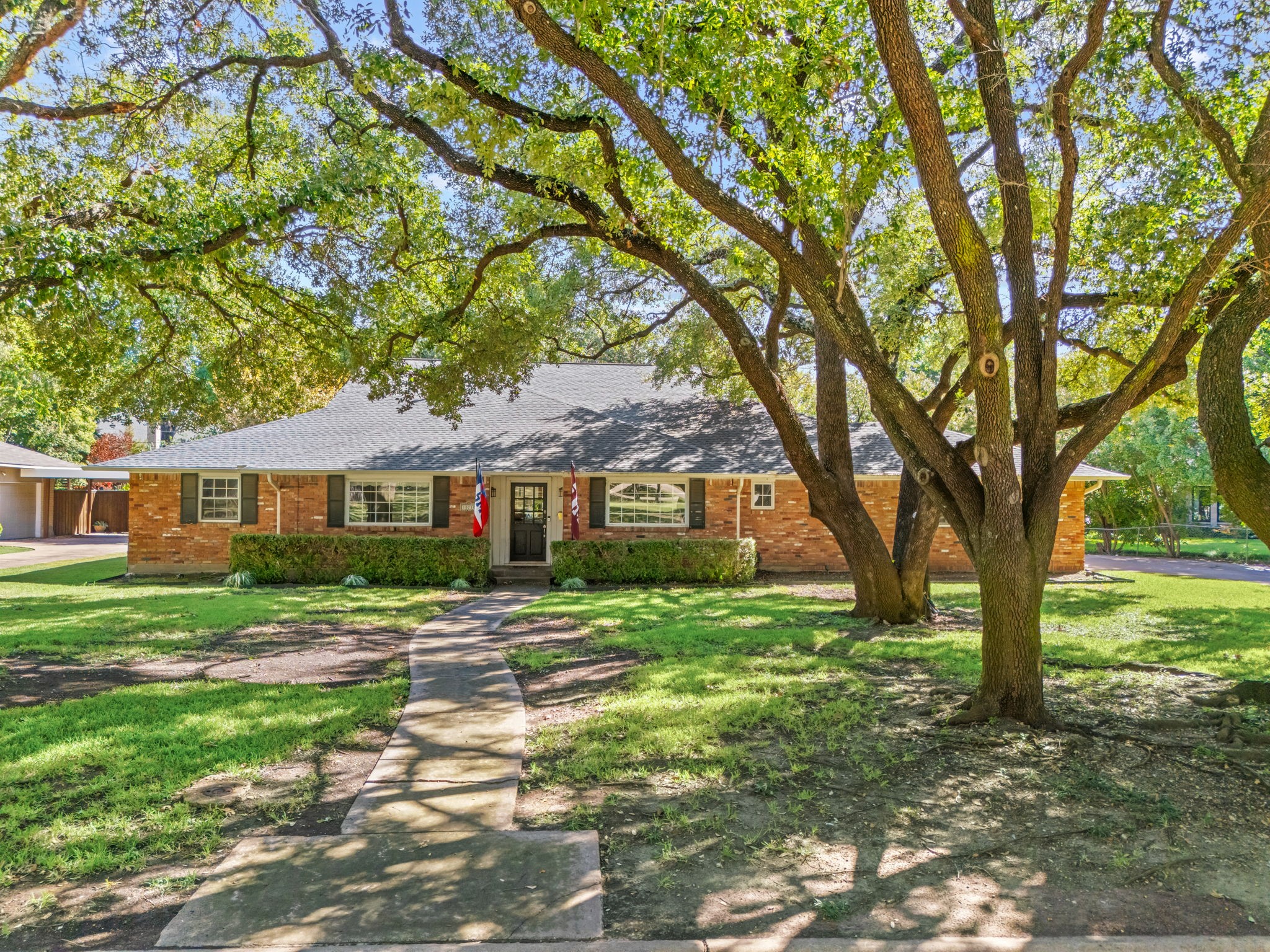 10710 Morning Glory Drive Dallas TX 75229