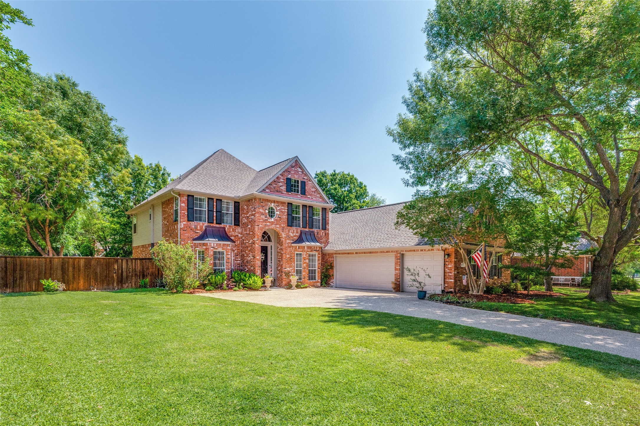 907 Parkwood Court Mckinney TX 75072