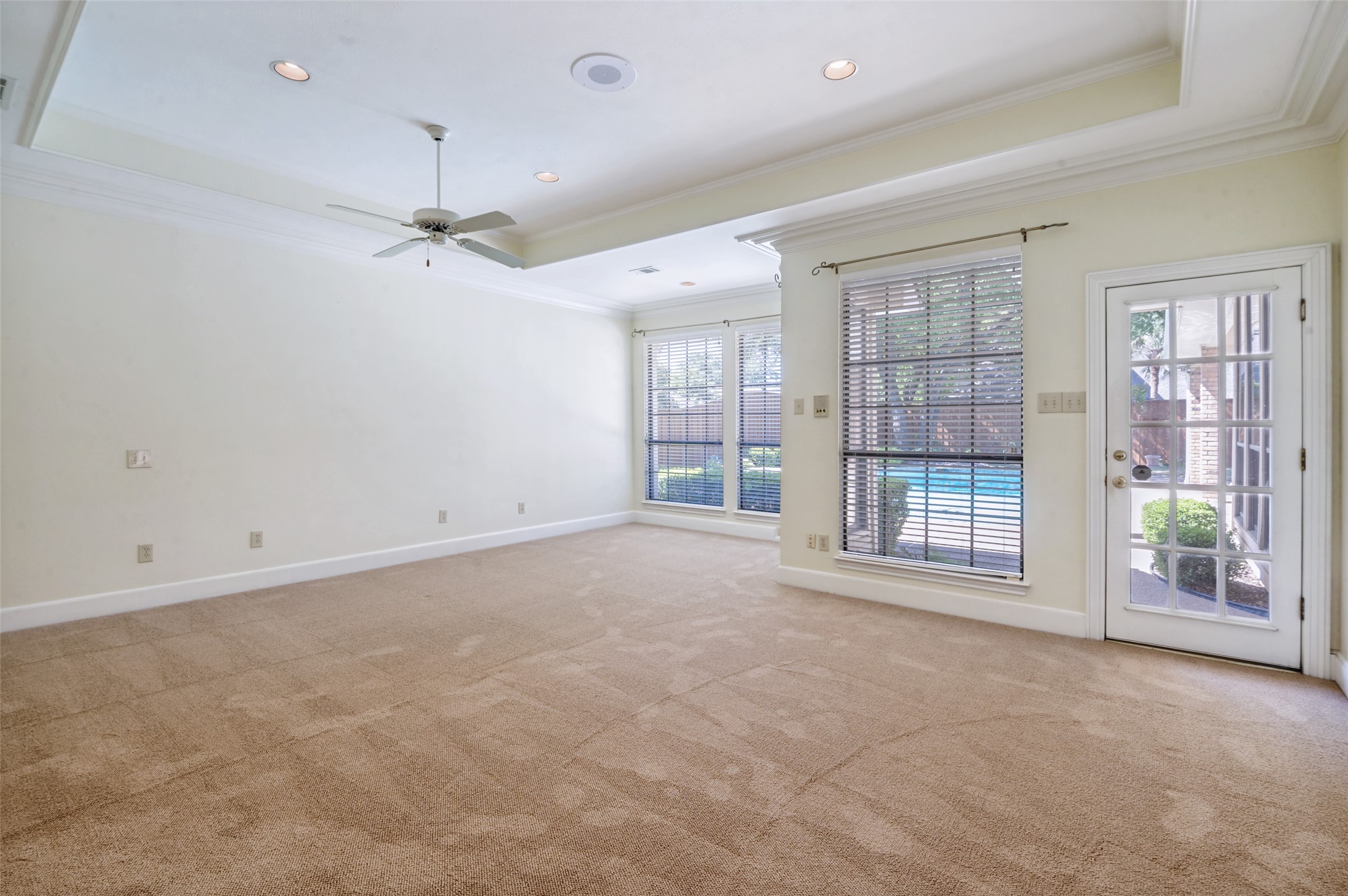 5707 Plumtree Drive Dallas TX 75252