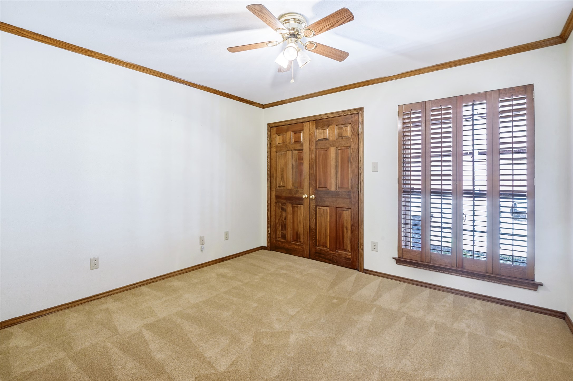 5707 Plumtree Drive Dallas TX 75252