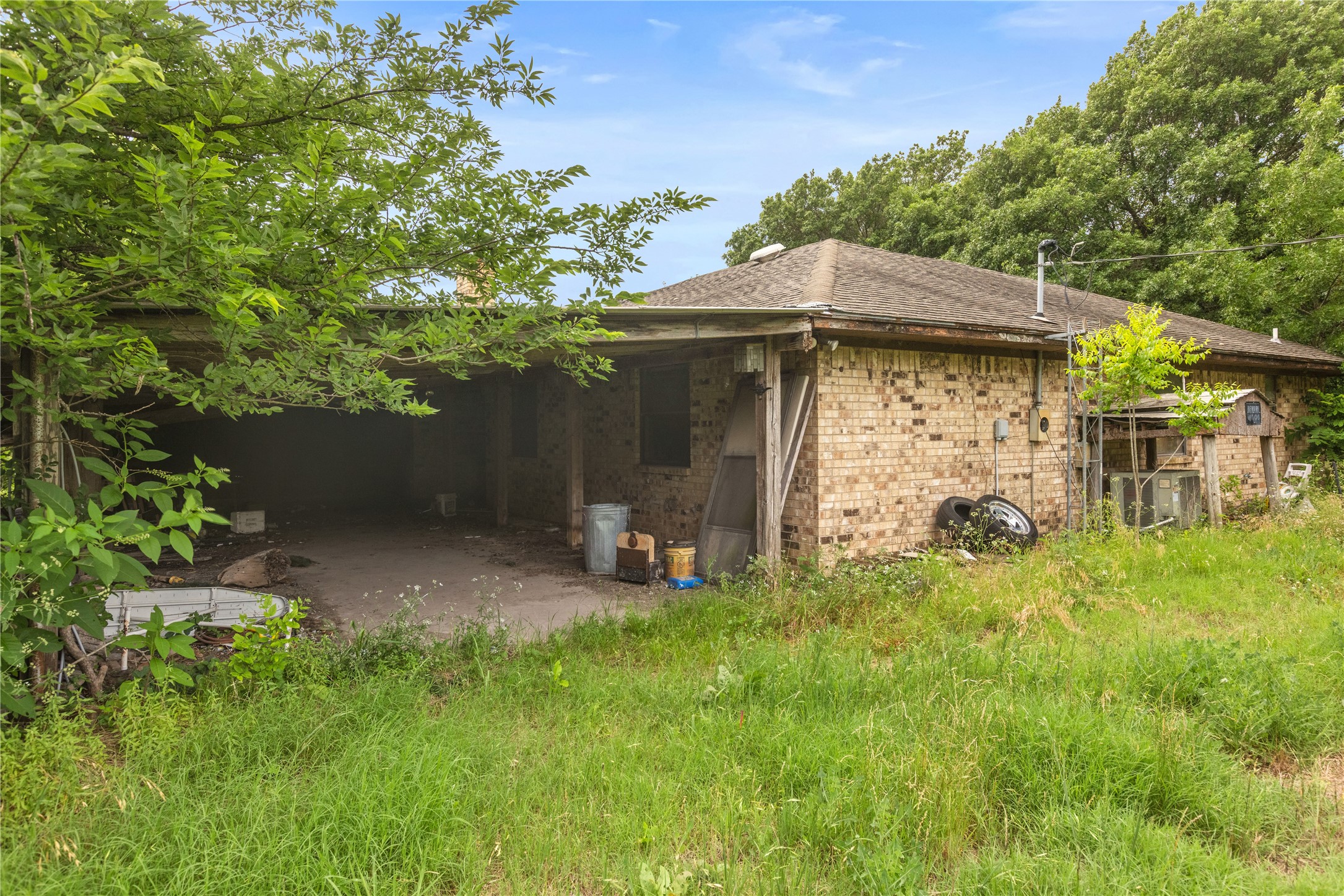 8677 S Fm 898 Whitewright TX 75491