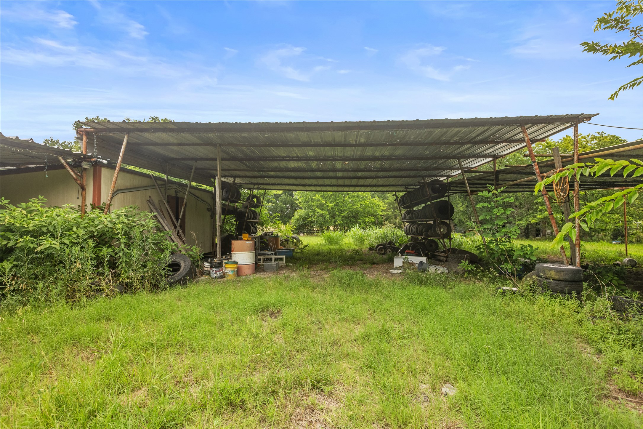 8677 S Fm 898 Whitewright TX 75491