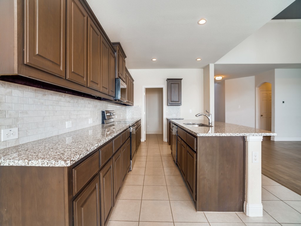 101 Forest Lane Justin TX 76247