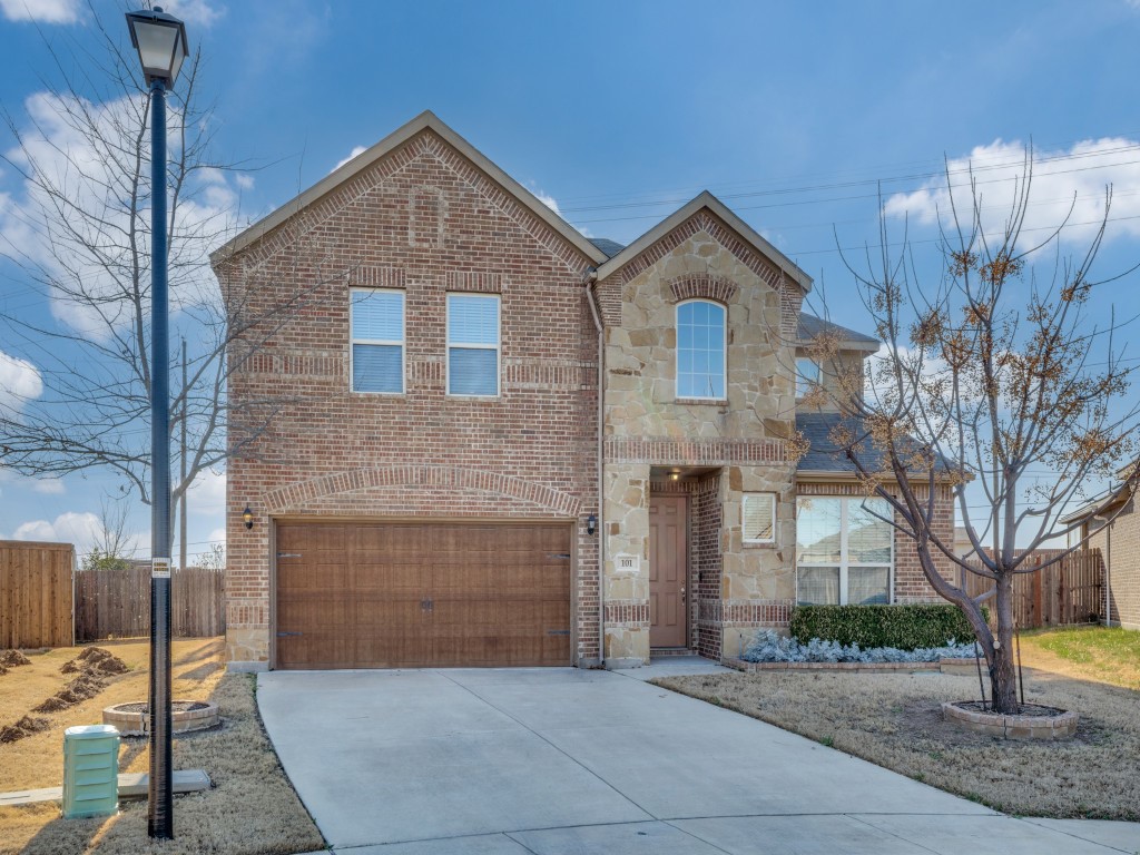 101 Forest Lane Justin TX 76247
