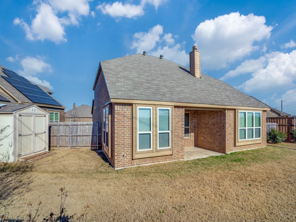 101 Forest Lane Justin TX 76247