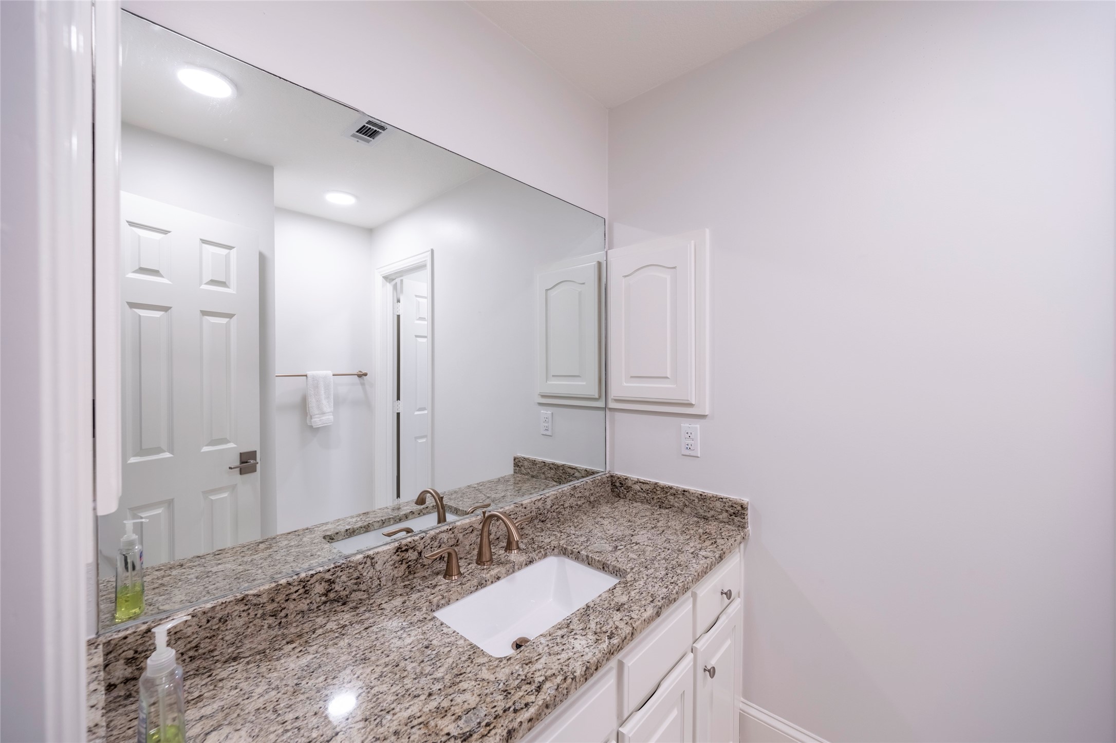 1190 Emerald Sound Boulevard Oak Point TX 75068