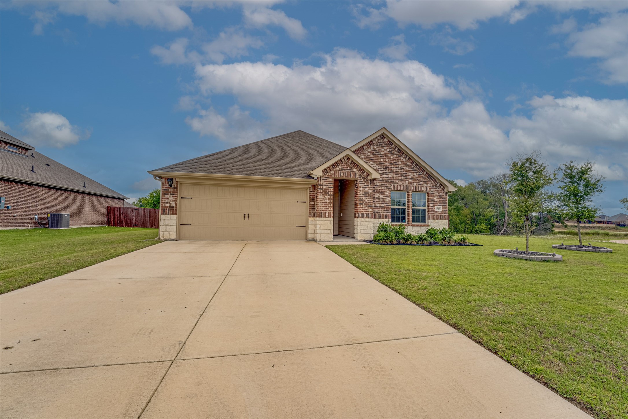 1519 Running Brook Court Kaufman TX 75142