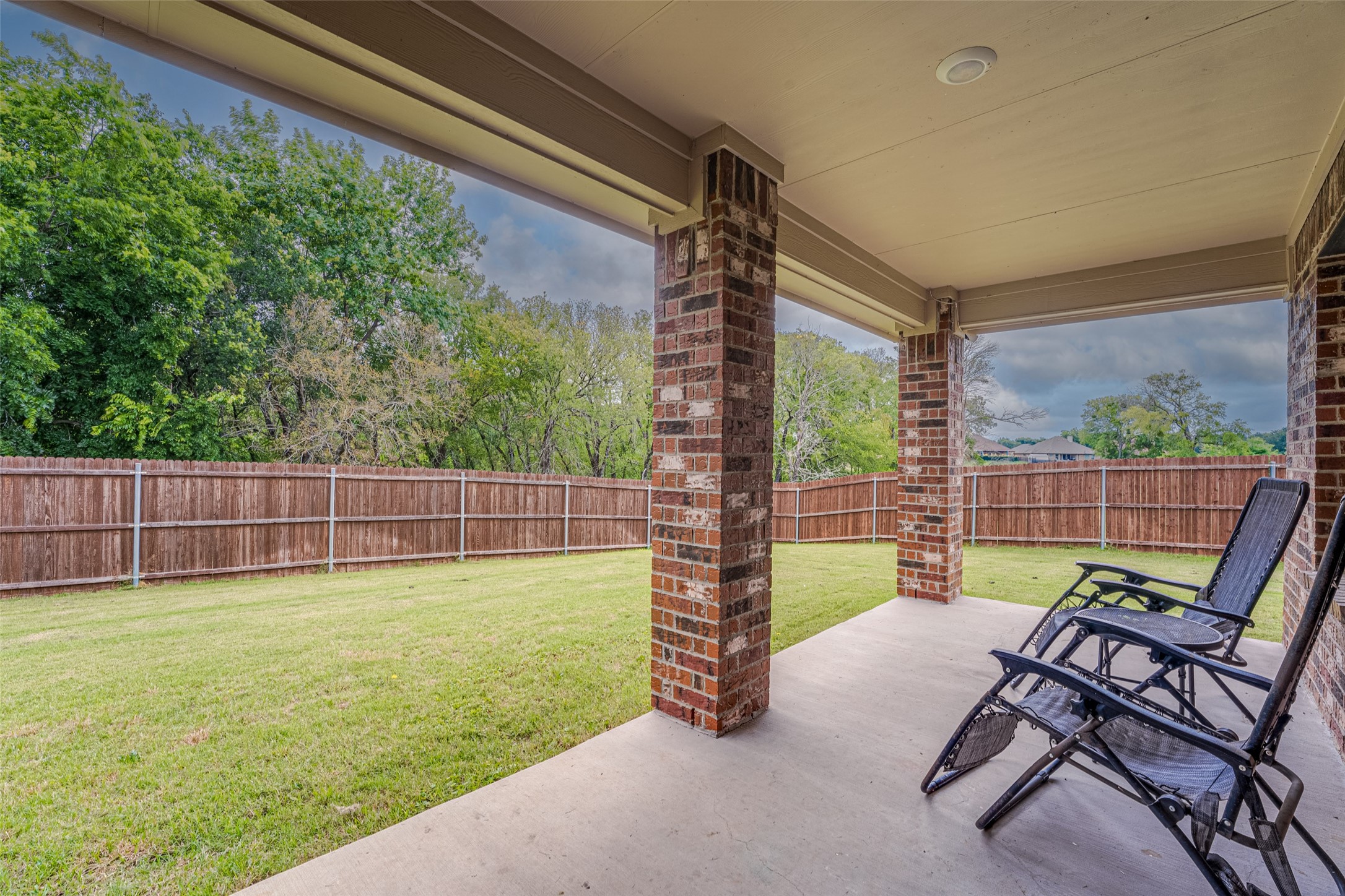 1519 Running Brook Court Kaufman TX 75142