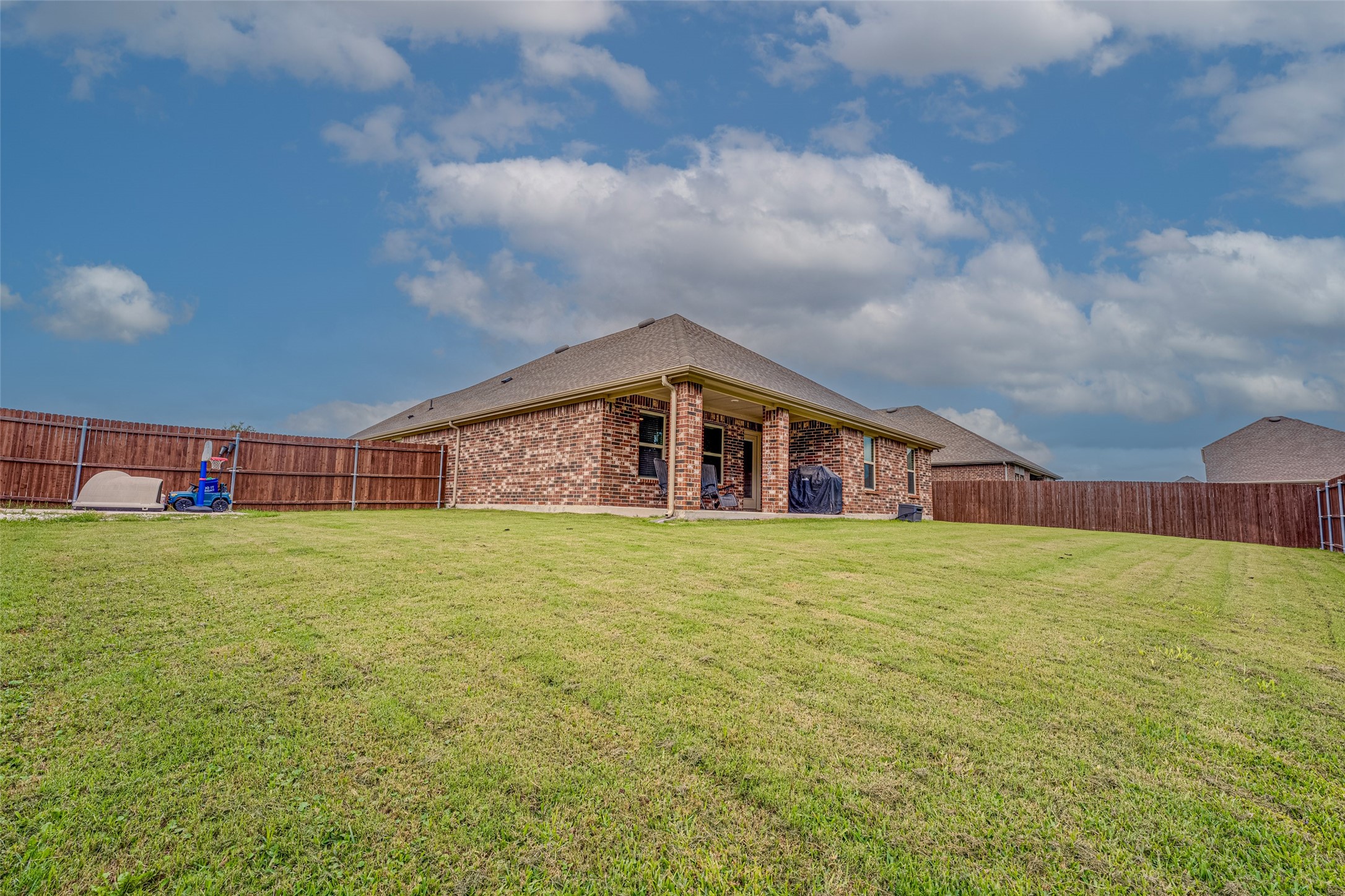 1519 Running Brook Court Kaufman TX 75142