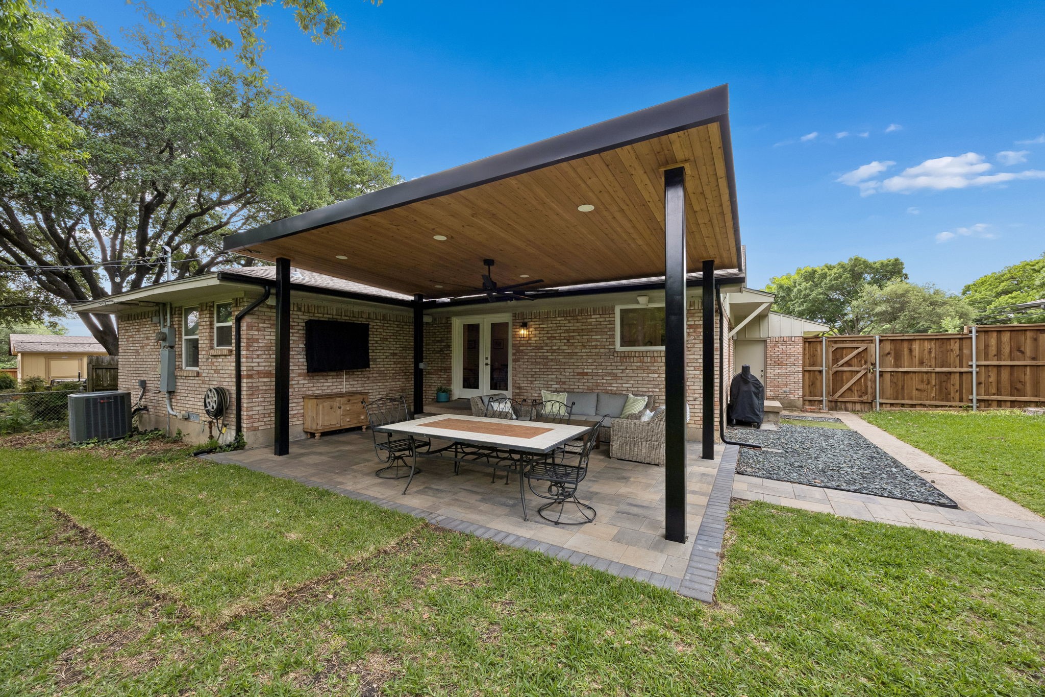 1228 Magnolia Drive Richardson TX 75080