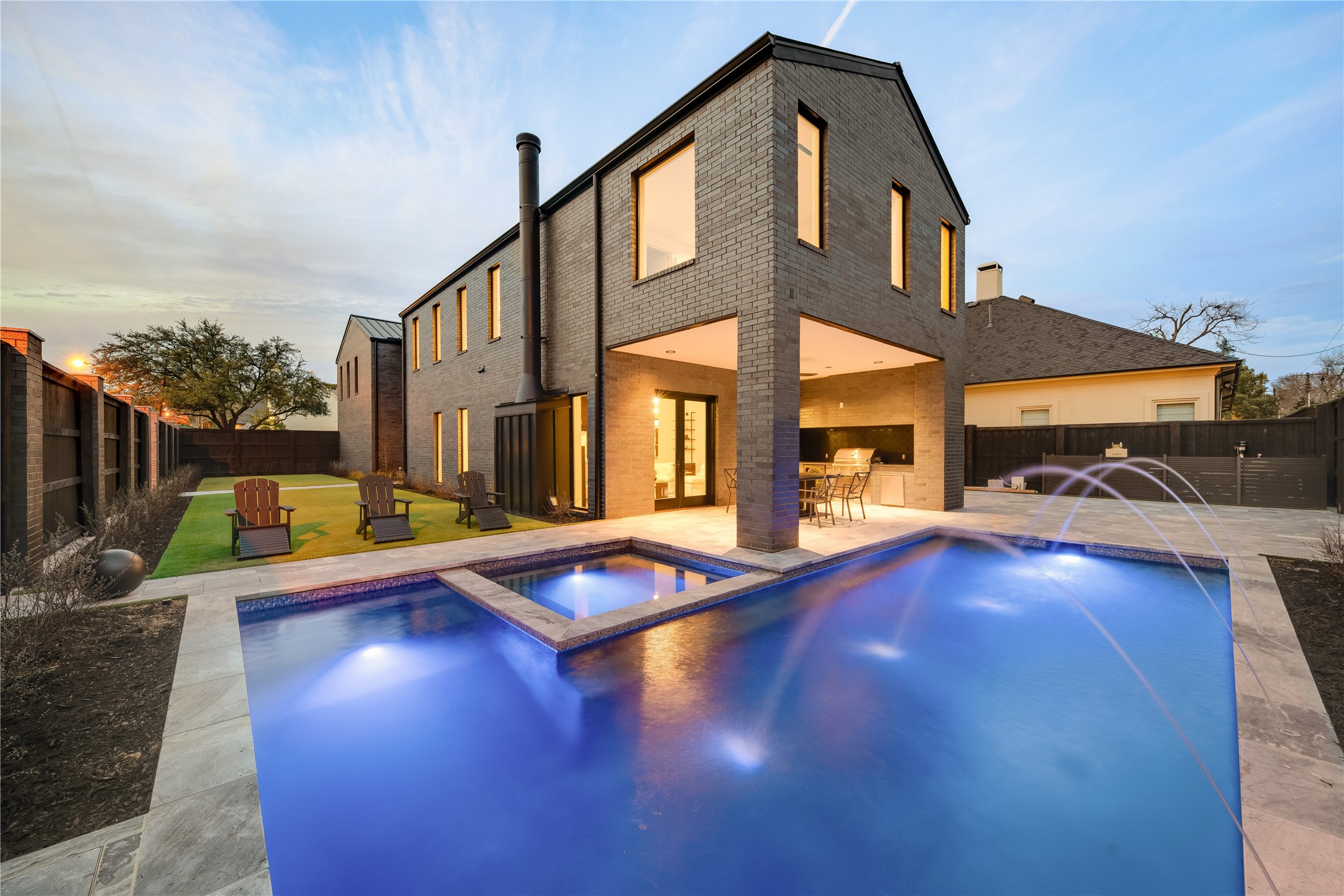 6404 Lakehurst Avenue Dallas TX 75230