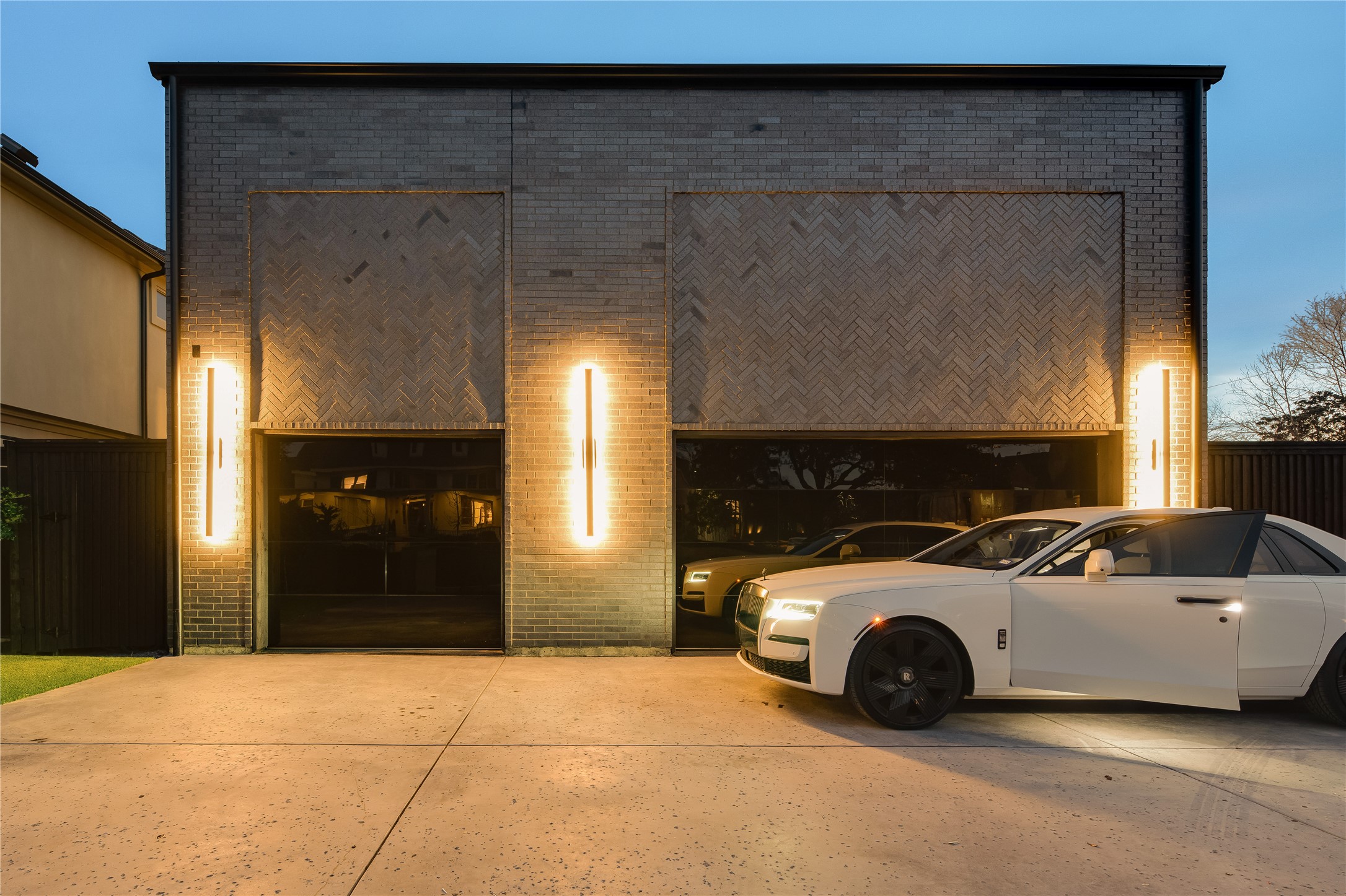 6404 Lakehurst Avenue Dallas TX 75230