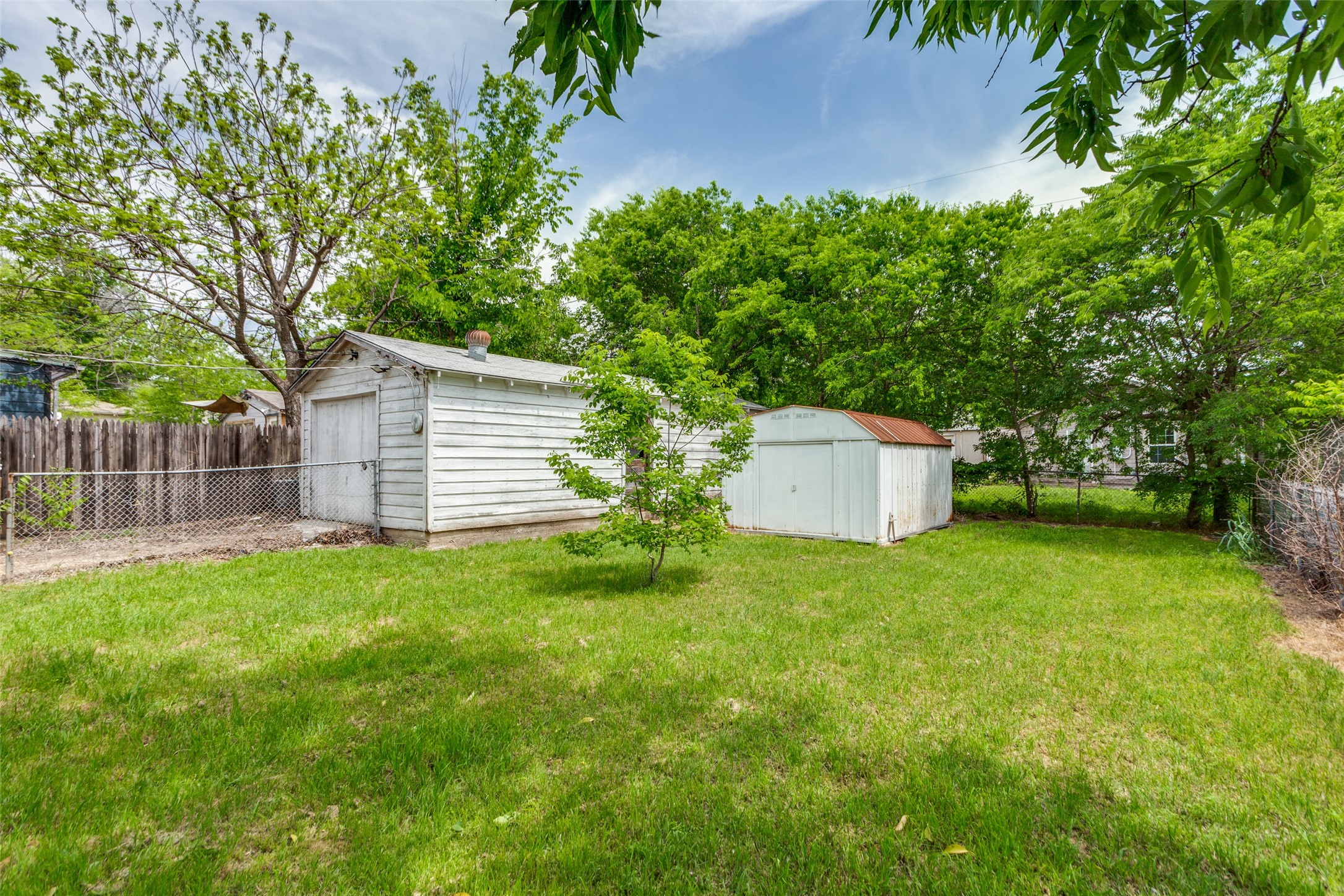 5053 Pamela Fort Worth TX 76116